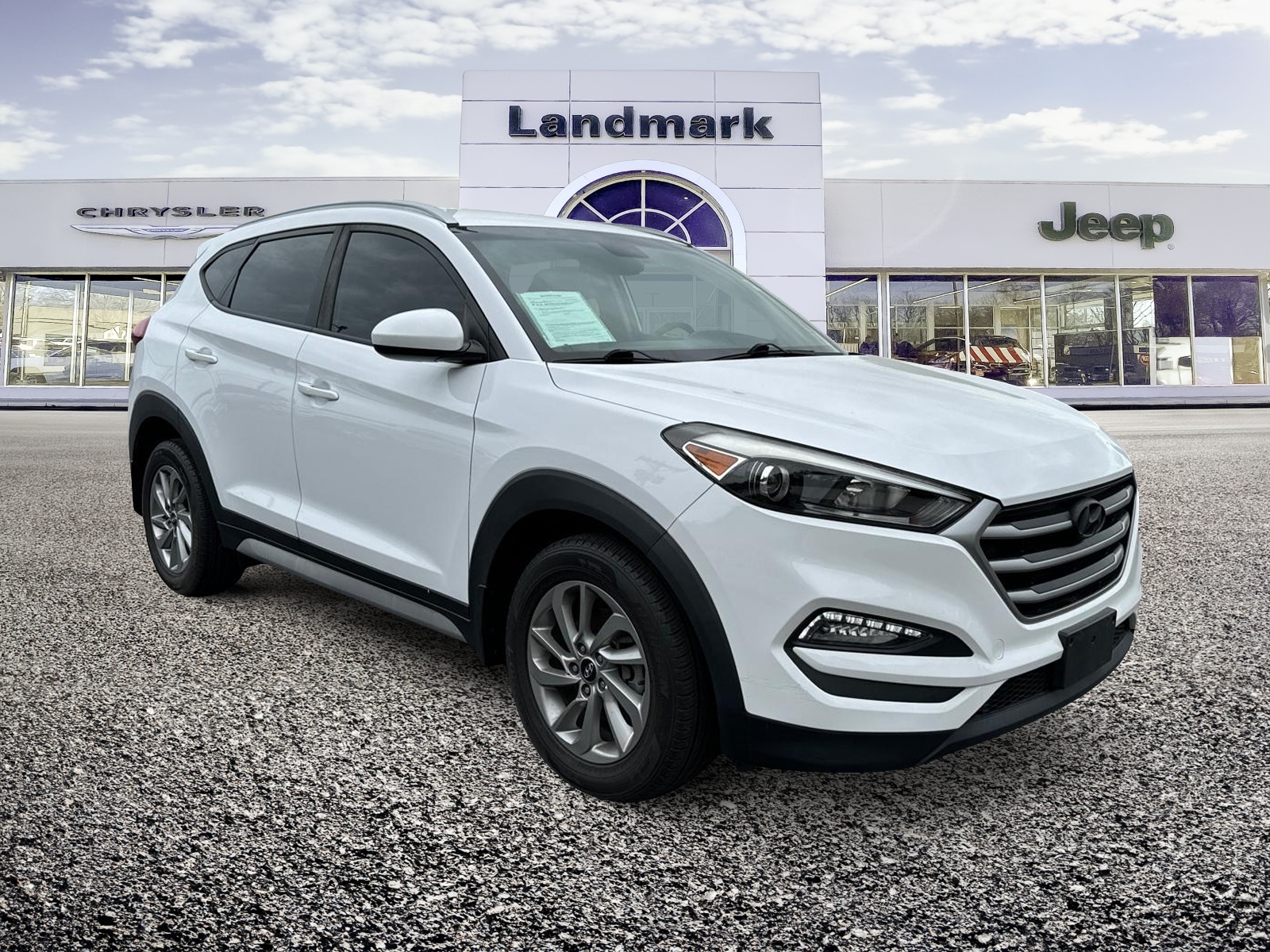 2017 HYUNDAI TUCSON SE 1