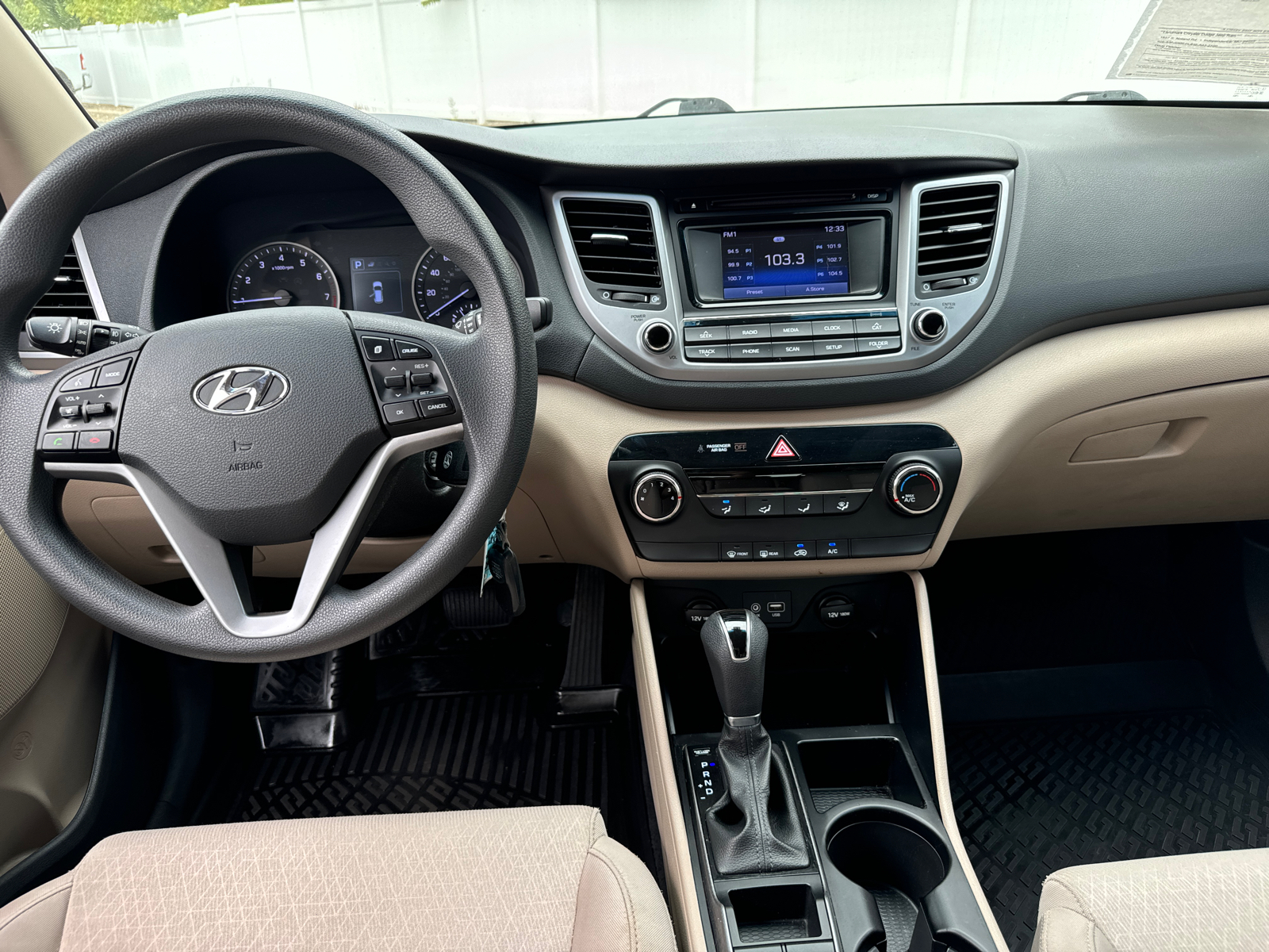 2017 HYUNDAI TUCSON SE 7