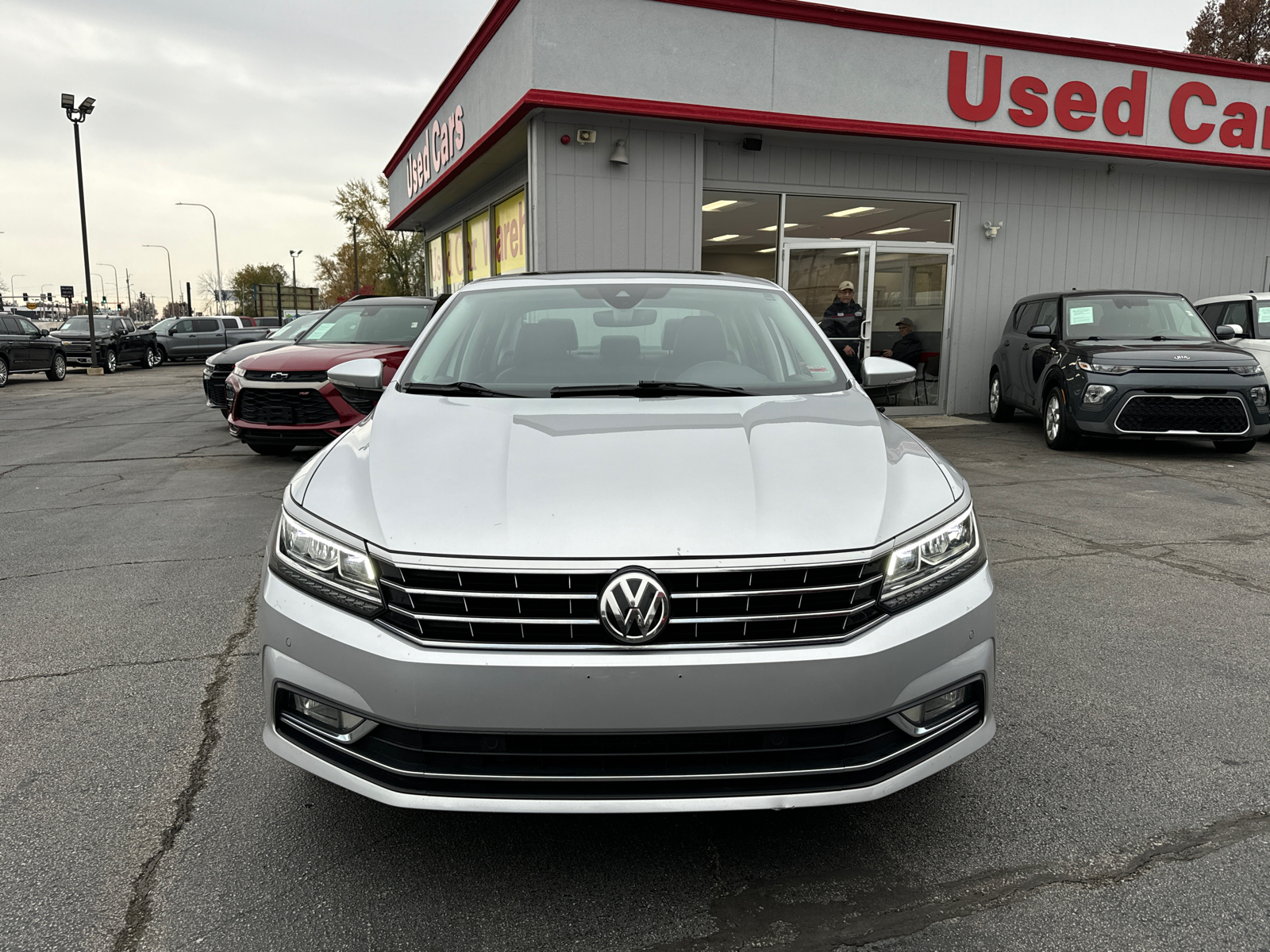 2017 VOLKSWAGEN PASSAT 1.8T SEL Premium 2