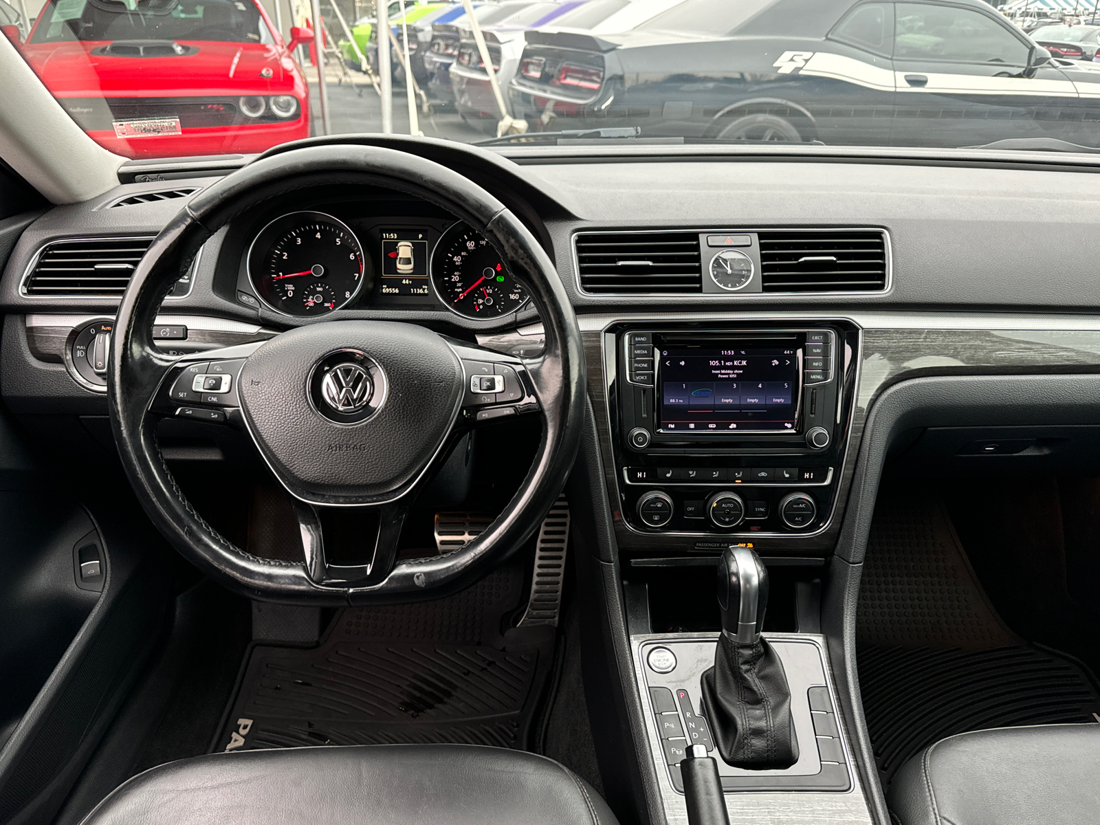 2017 VOLKSWAGEN PASSAT 1.8T SEL Premium 8