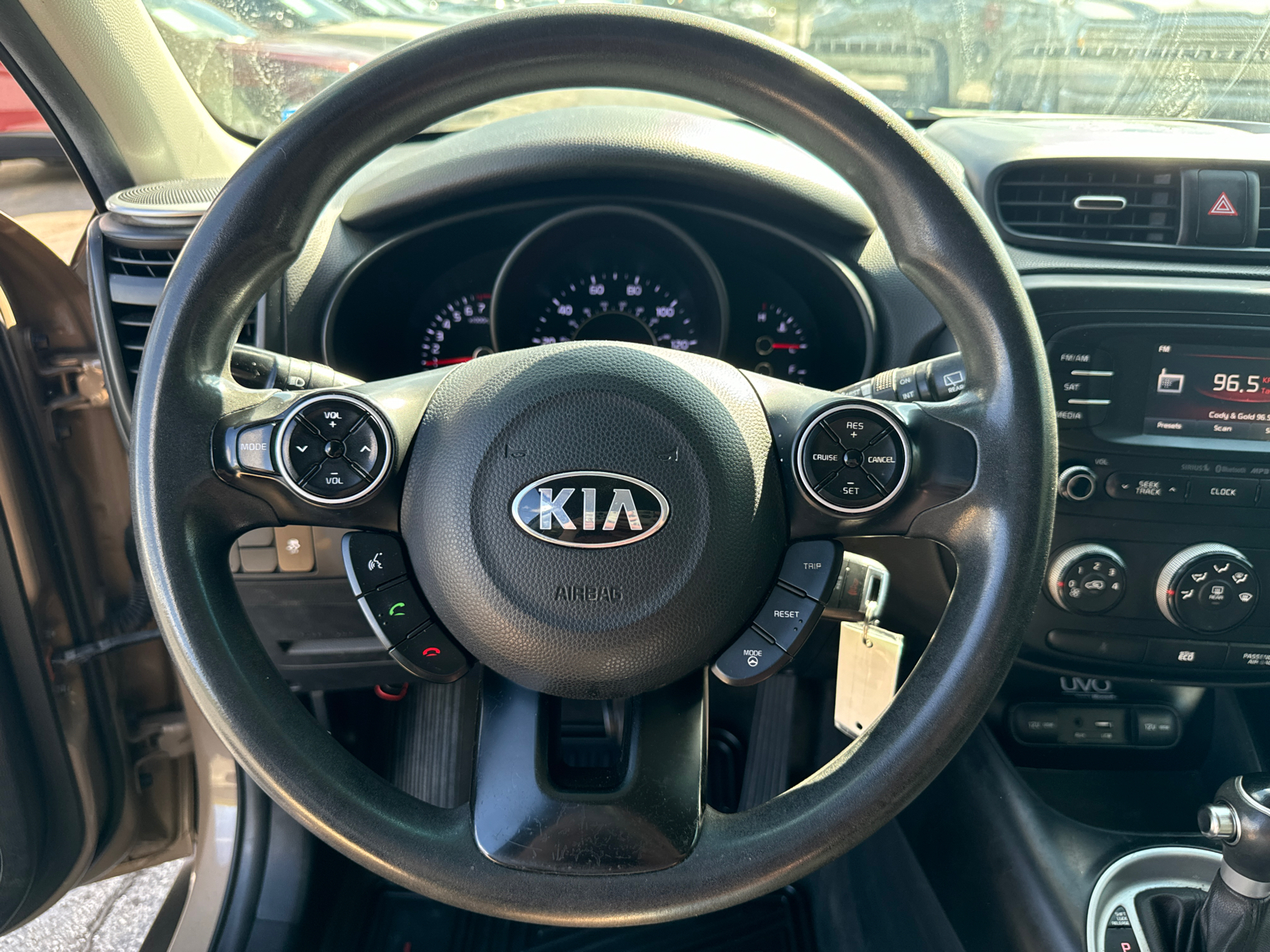 2015 KIA SOUL Base 13