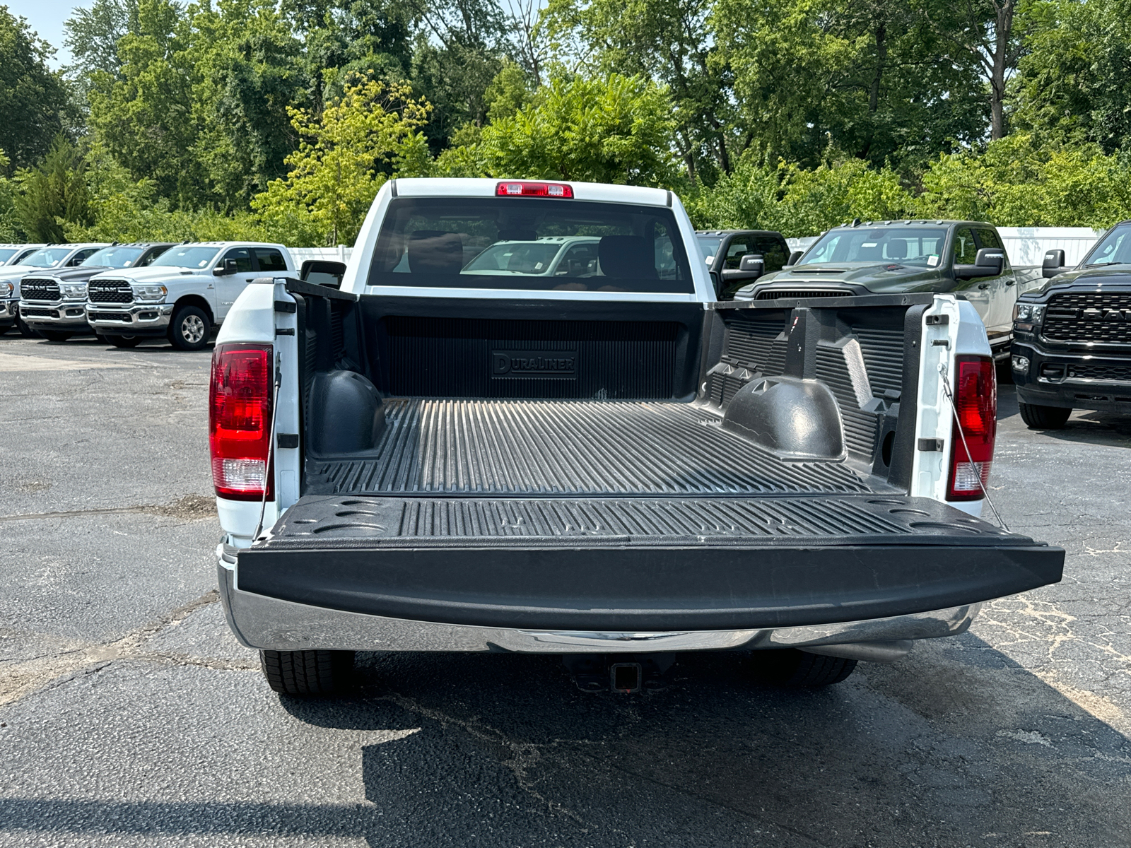 2023 RAM 1500 CLASSIC Tradesman 16