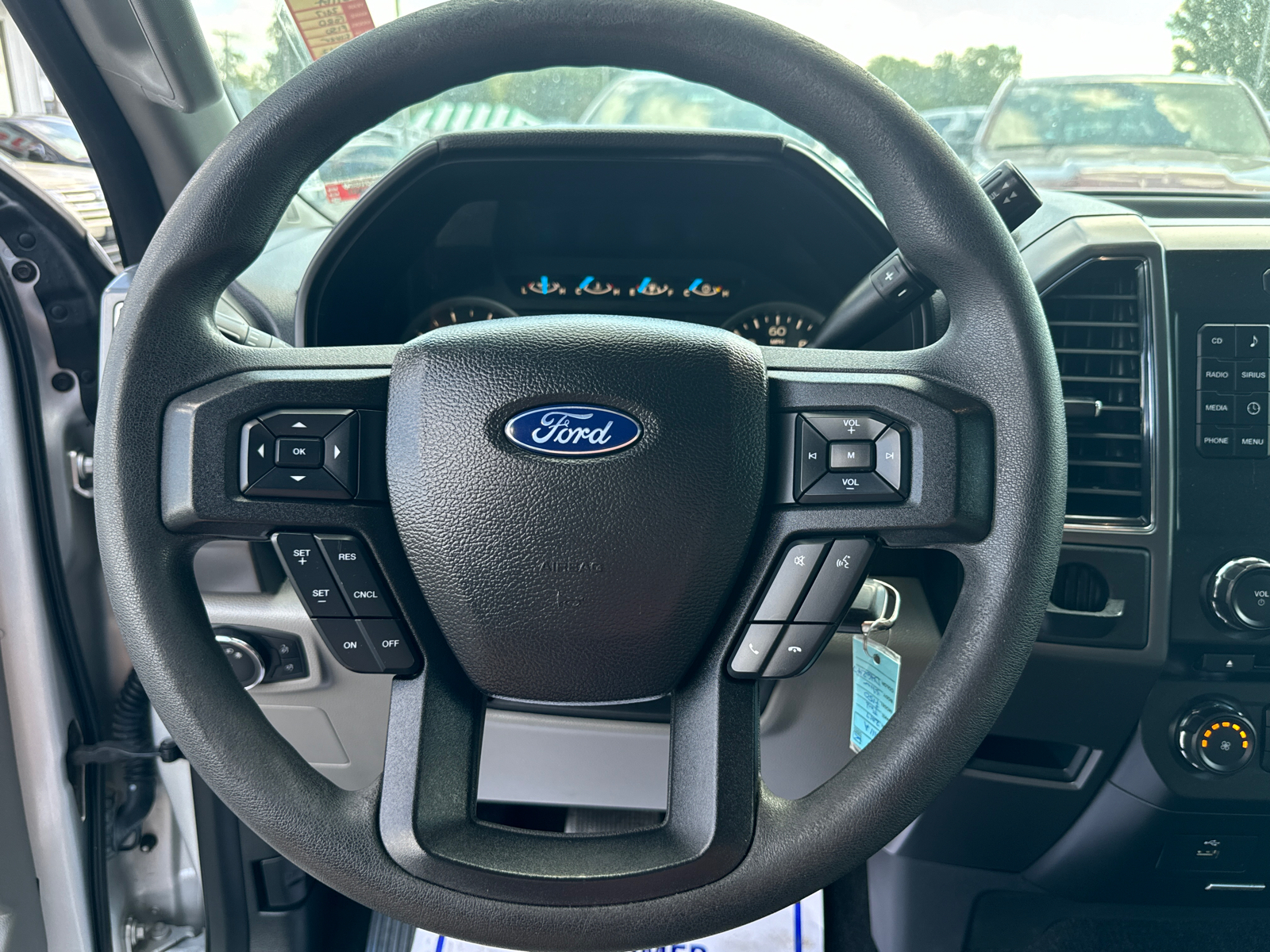 2017 FORD F-150 XLT 13