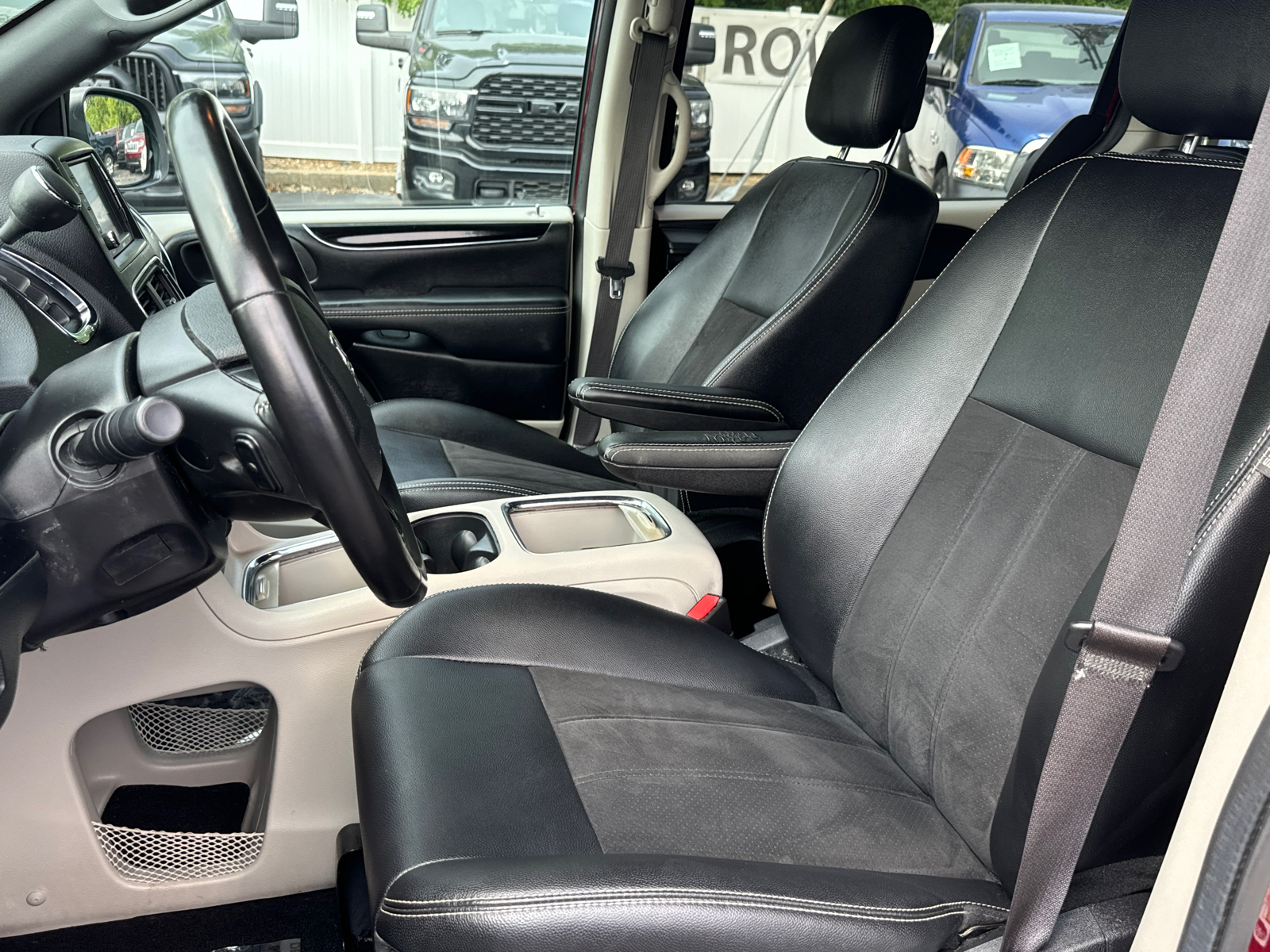 2019 DODGE GRAND CARAVAN SXT 9