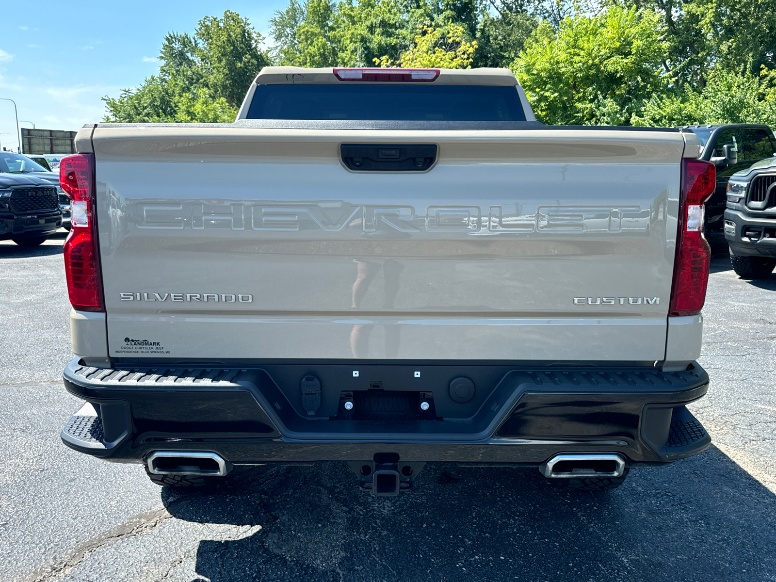 2023 CHEVROLET SILVERADO 1500 Custom Trail Boss 4