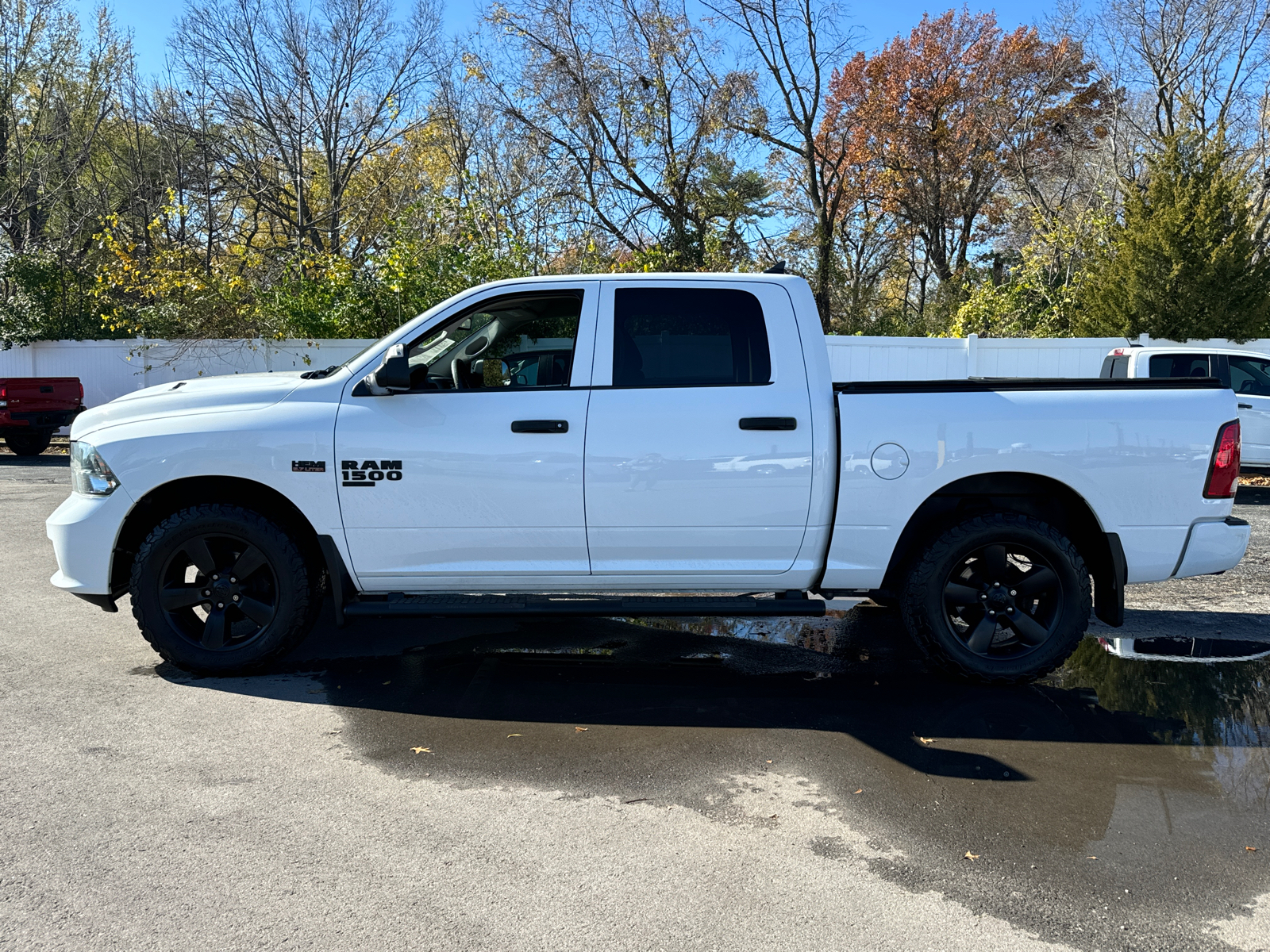 2020 RAM 1500 CLASSIC Express 3