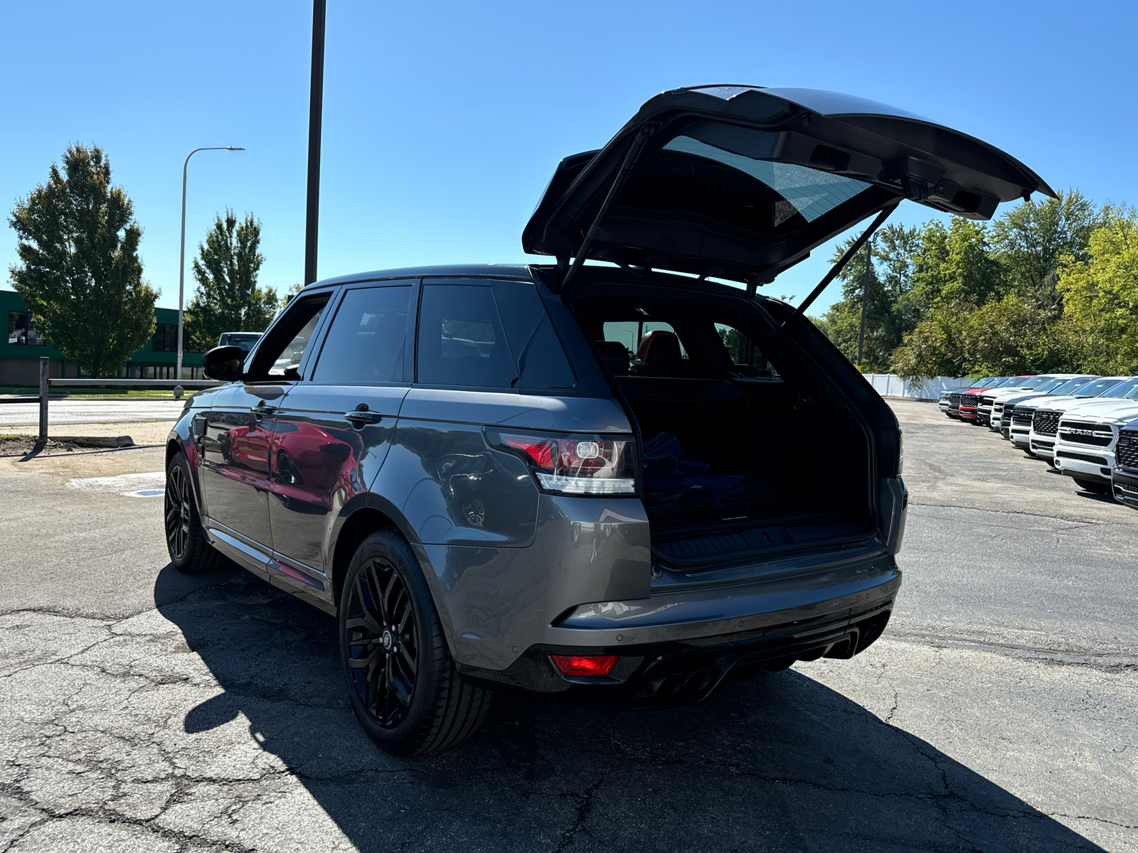 2017 LAND ROVER RANGE ROVER SPORT SVR 16