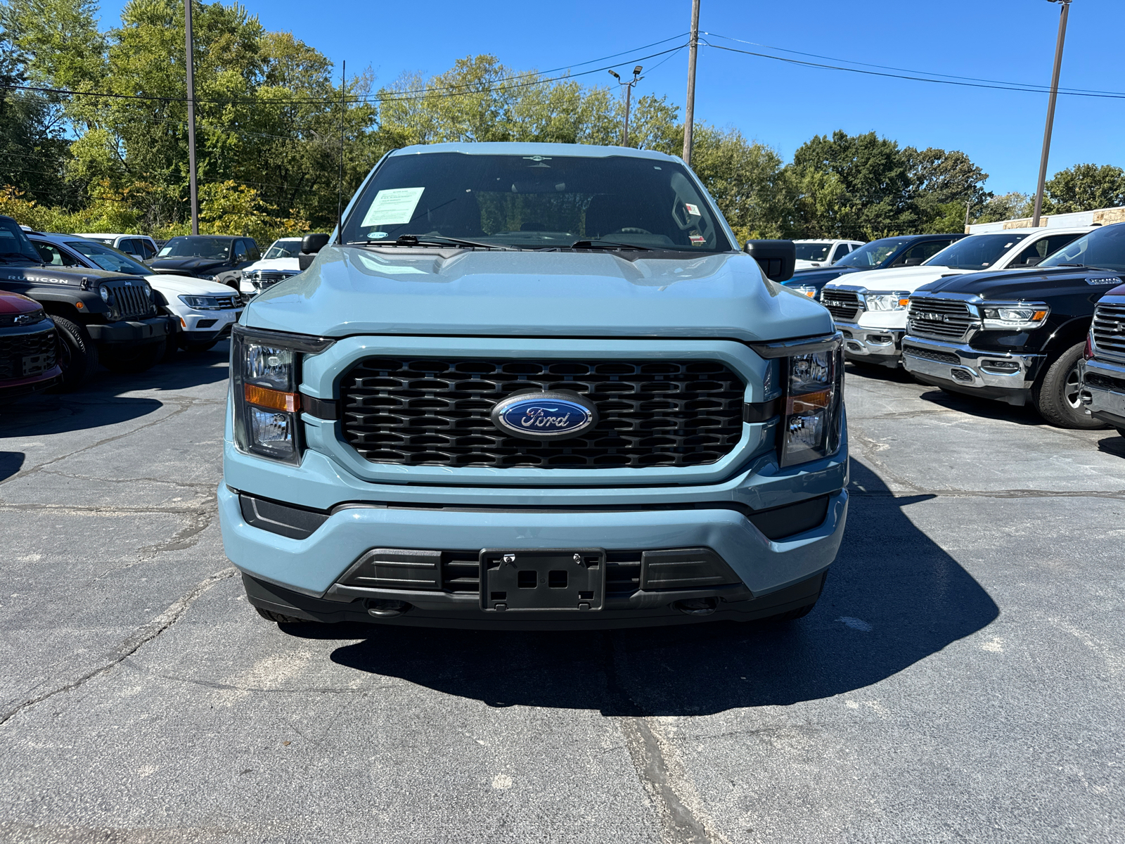 2023 FORD F-150 XL 2