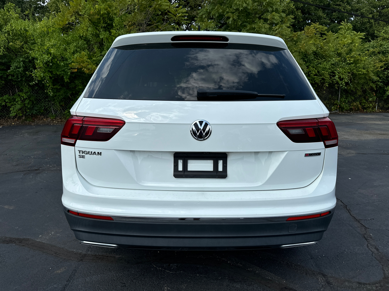 2020 VOLKSWAGEN TIGUAN SE 4