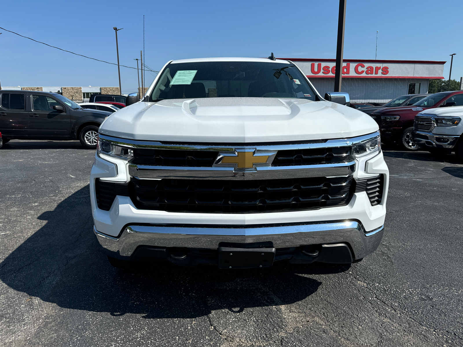 2023 CHEVROLET SILVERADO 1500 LT 2