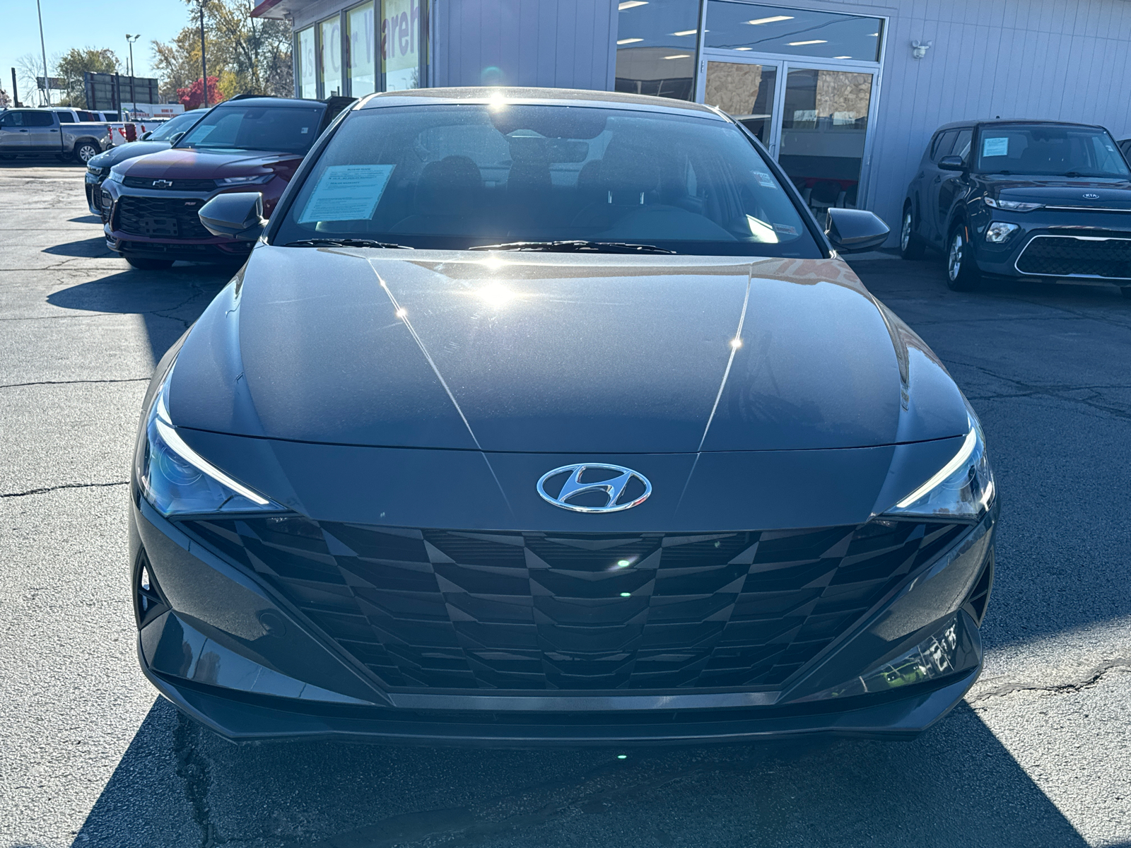 2023 HYUNDAI ELANTRA SE 2