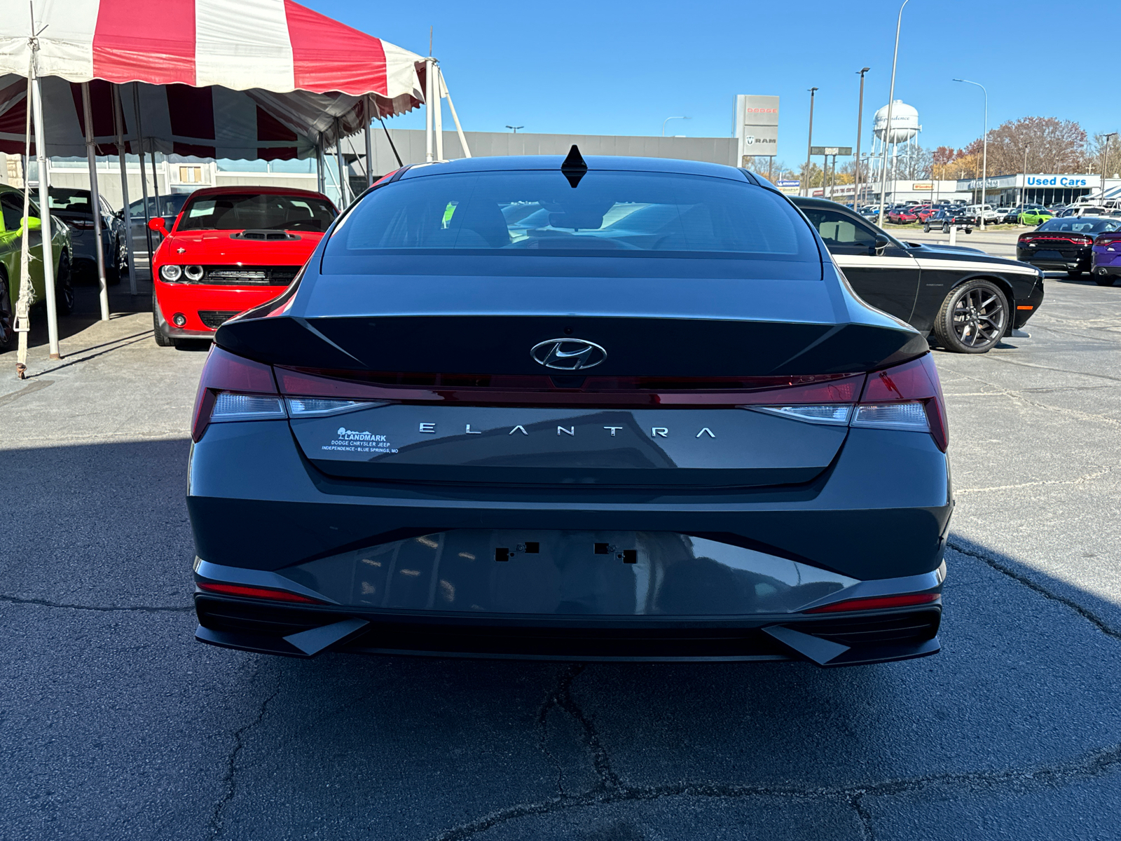 2023 HYUNDAI ELANTRA SE 4