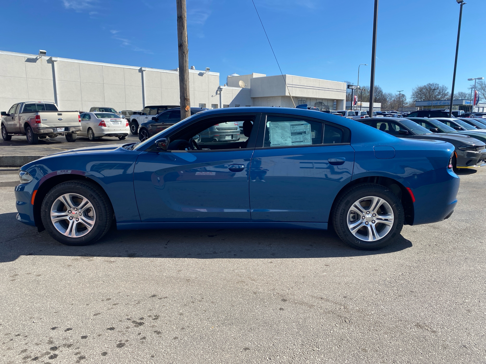 2023 DODGE CHARGER SXT 3