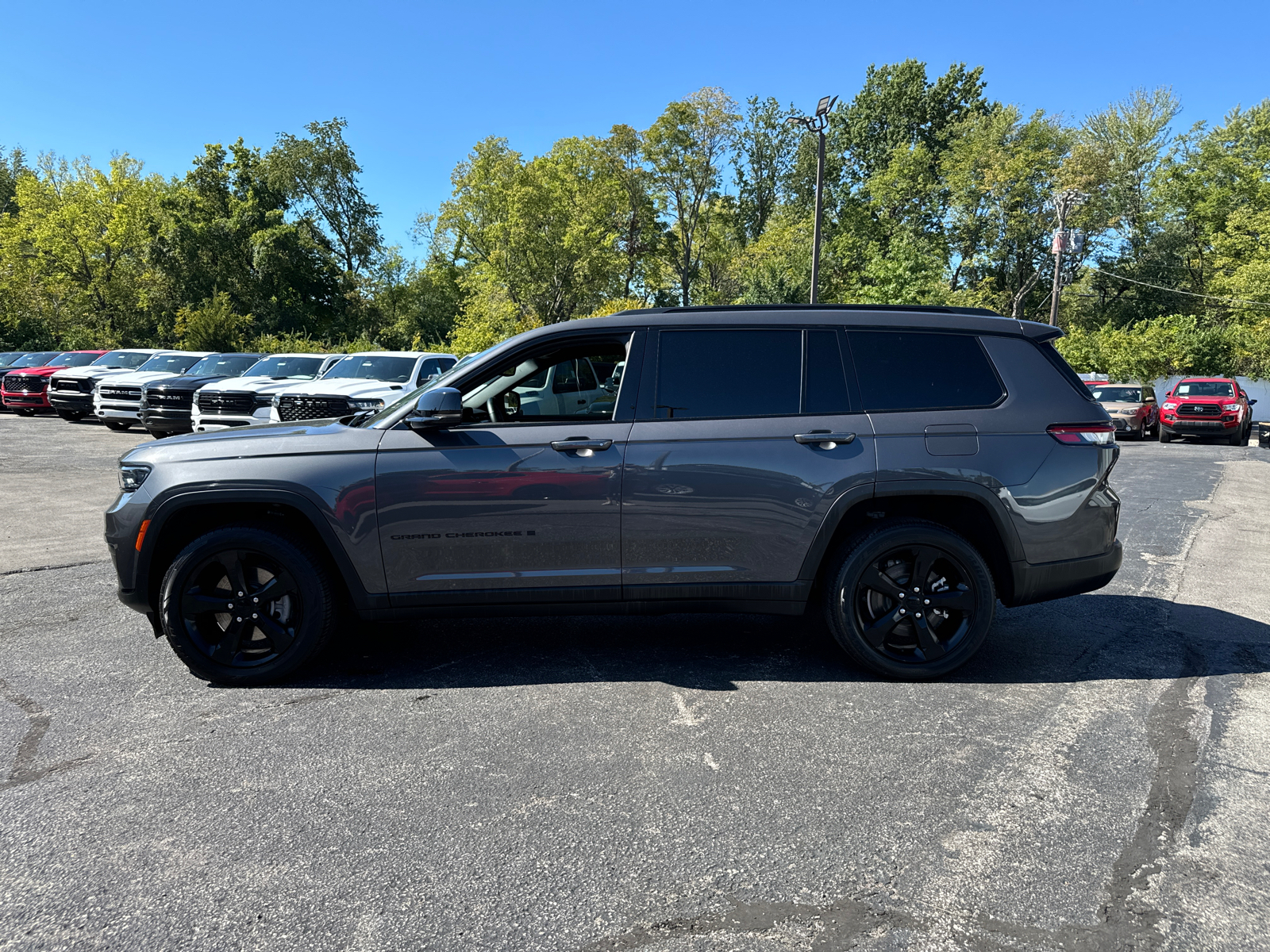 2021 JEEP GRAND CHEROKEE L Altitude 3