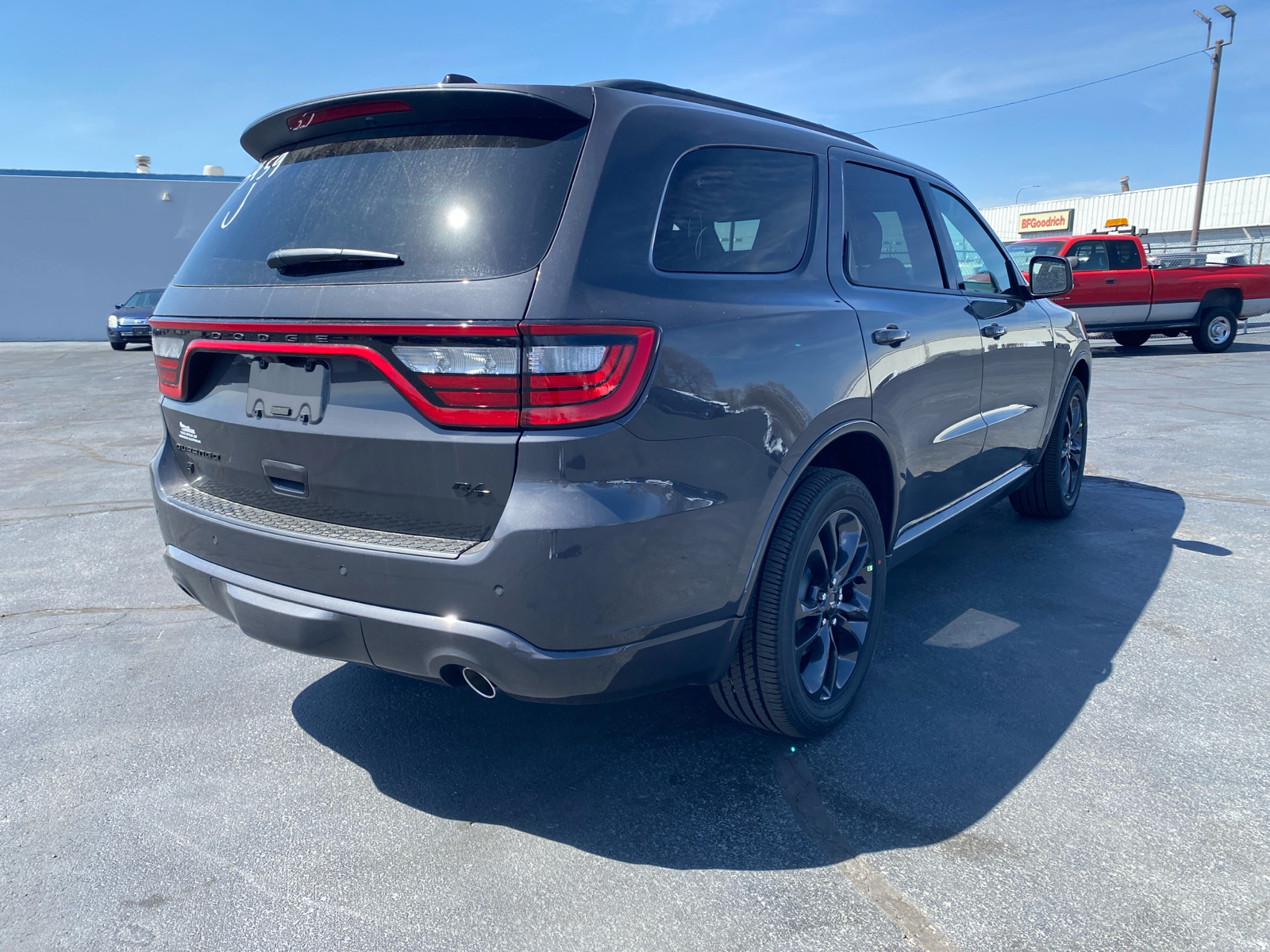 2024 DODGE DURANGO R/T Plus 5