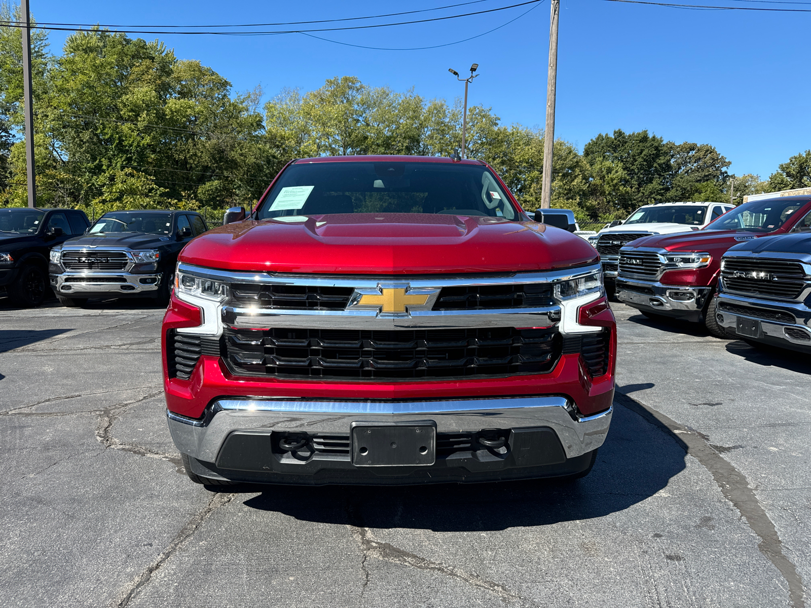 2023 CHEVROLET SILVERADO 1500 LT 2