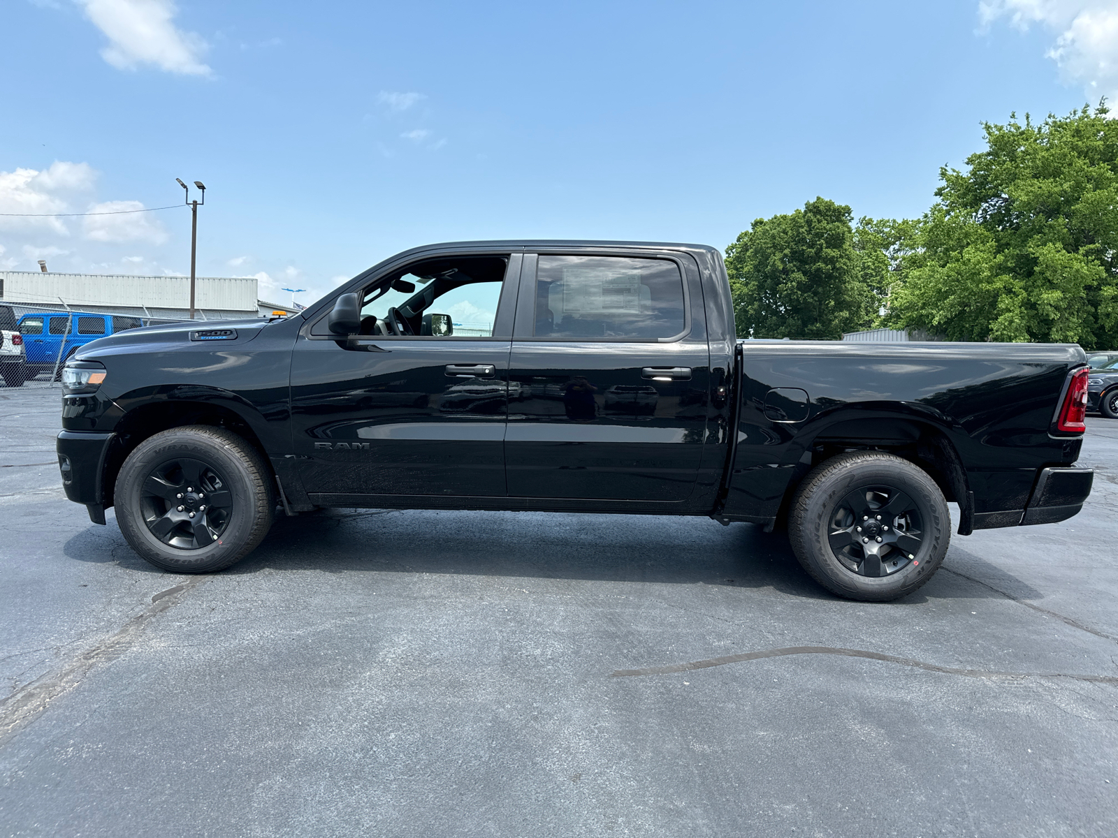 2025 RAM 1500 Tradesman 3