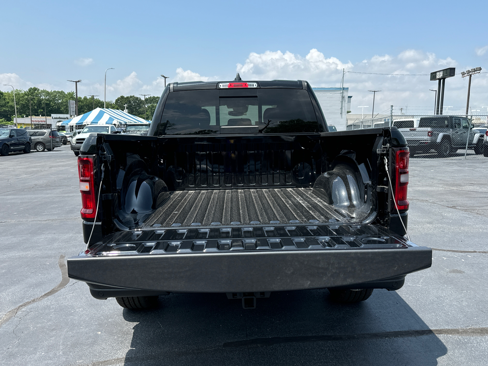 2025 RAM 1500 Tradesman 18