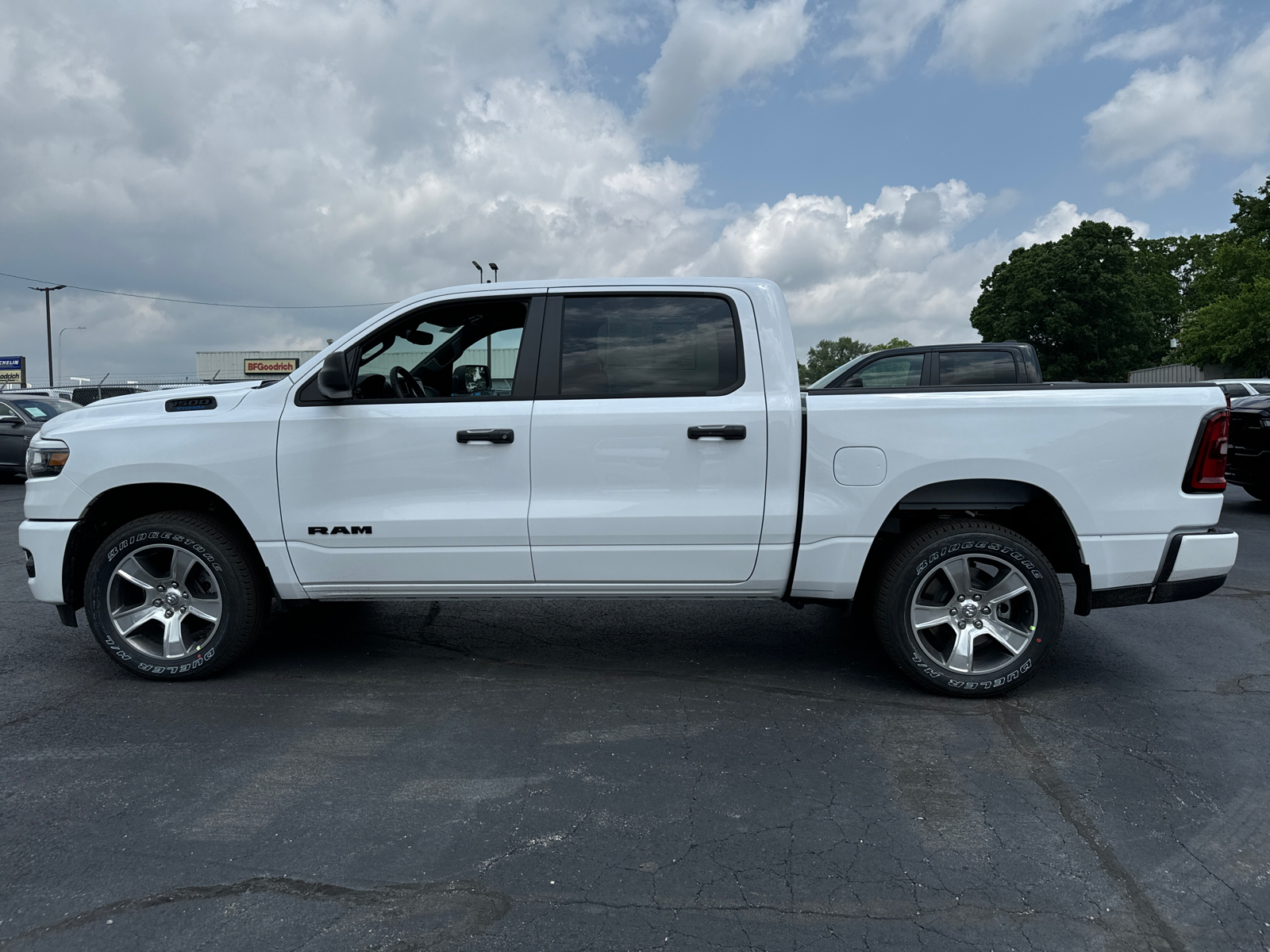 2025 RAM 1500 Tradesman 3