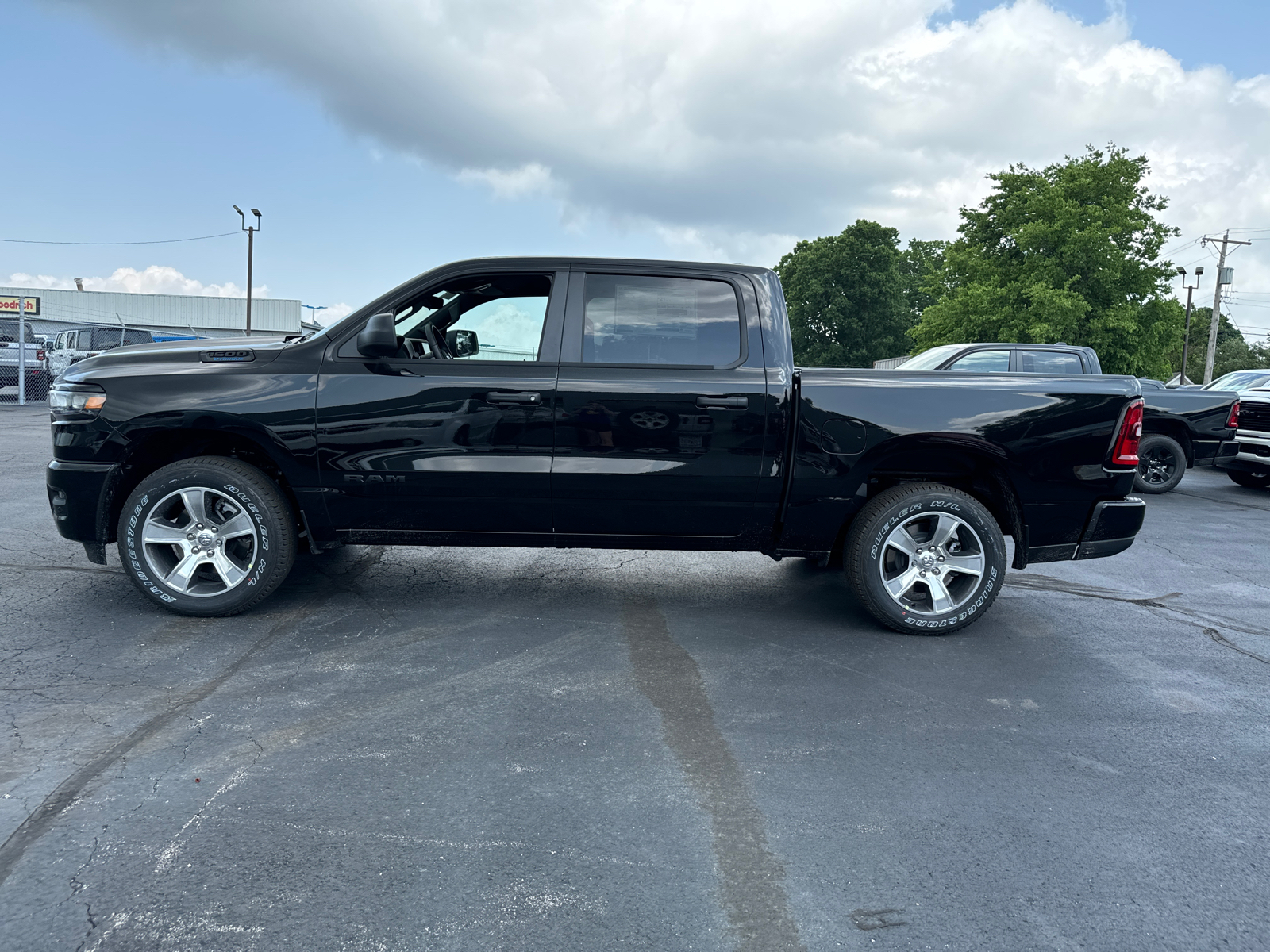 2025 RAM 1500 Tradesman 4