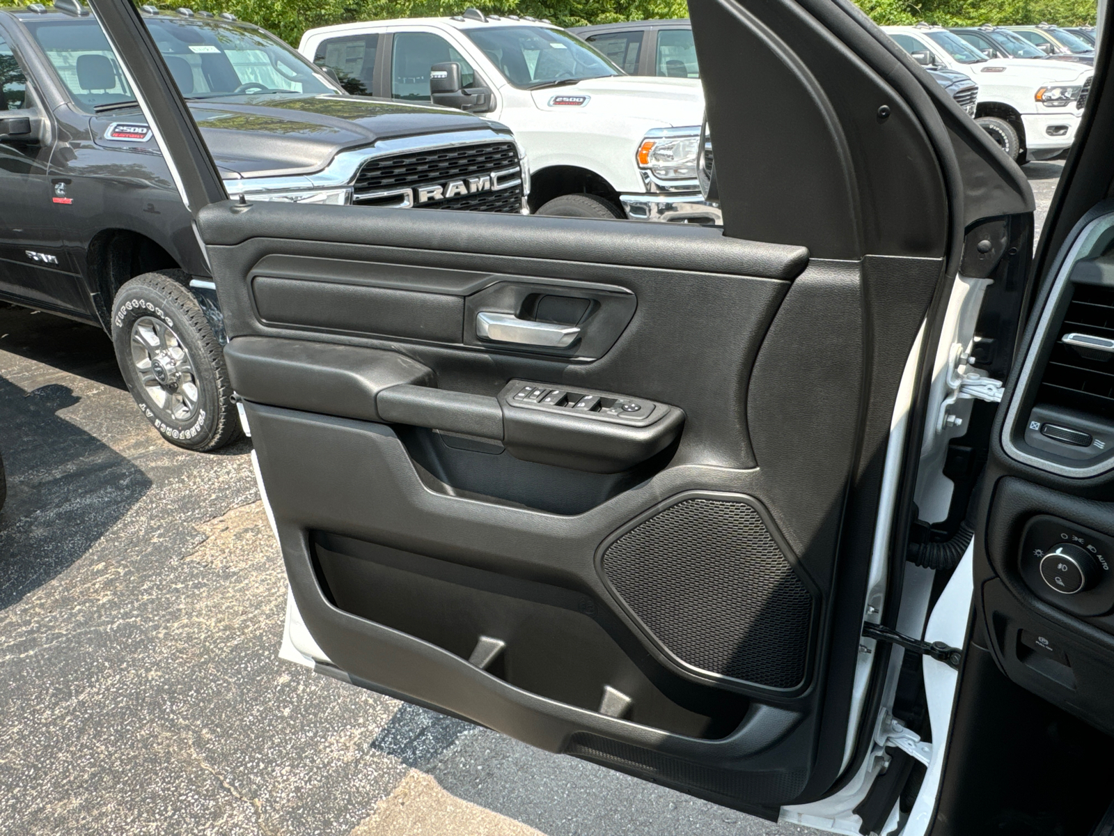 2025 RAM 1500 Tradesman 17