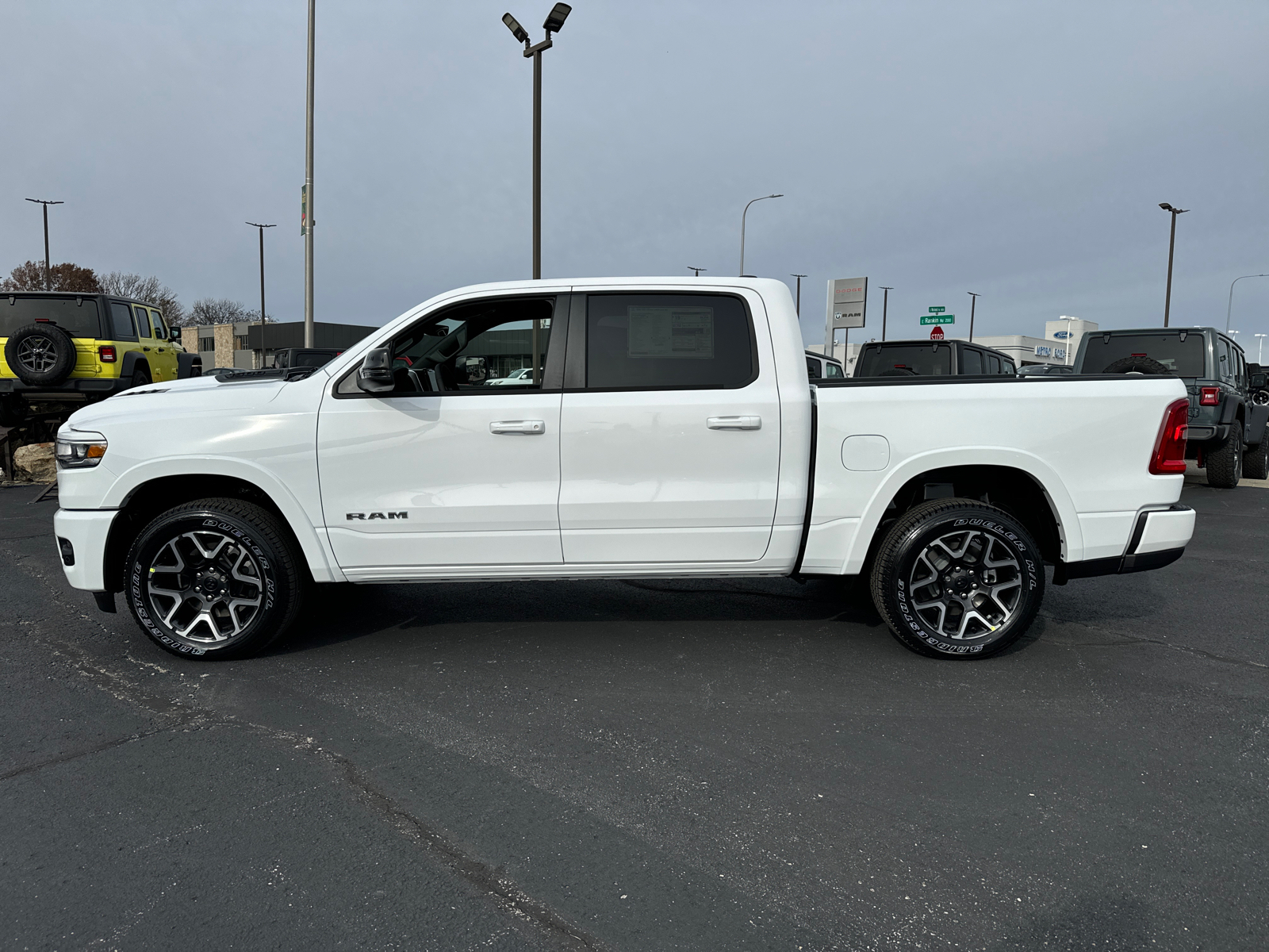 2025 RAM 1500 Laramie 3