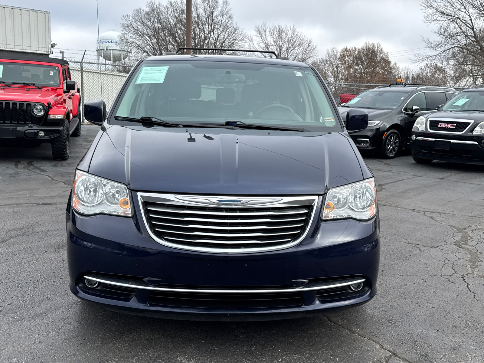 2016 CHRYSLER TOWN & COUNTRY Touring 2