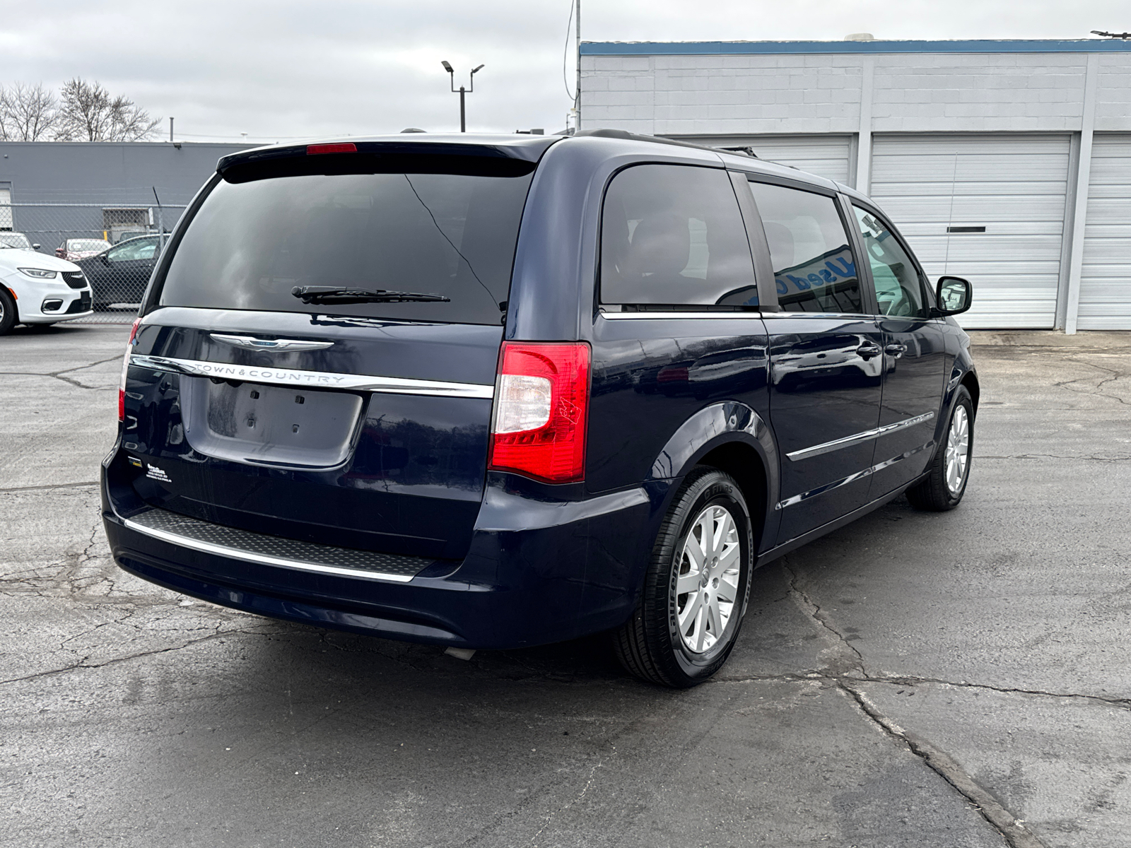 2016 CHRYSLER TOWN & COUNTRY Touring 5