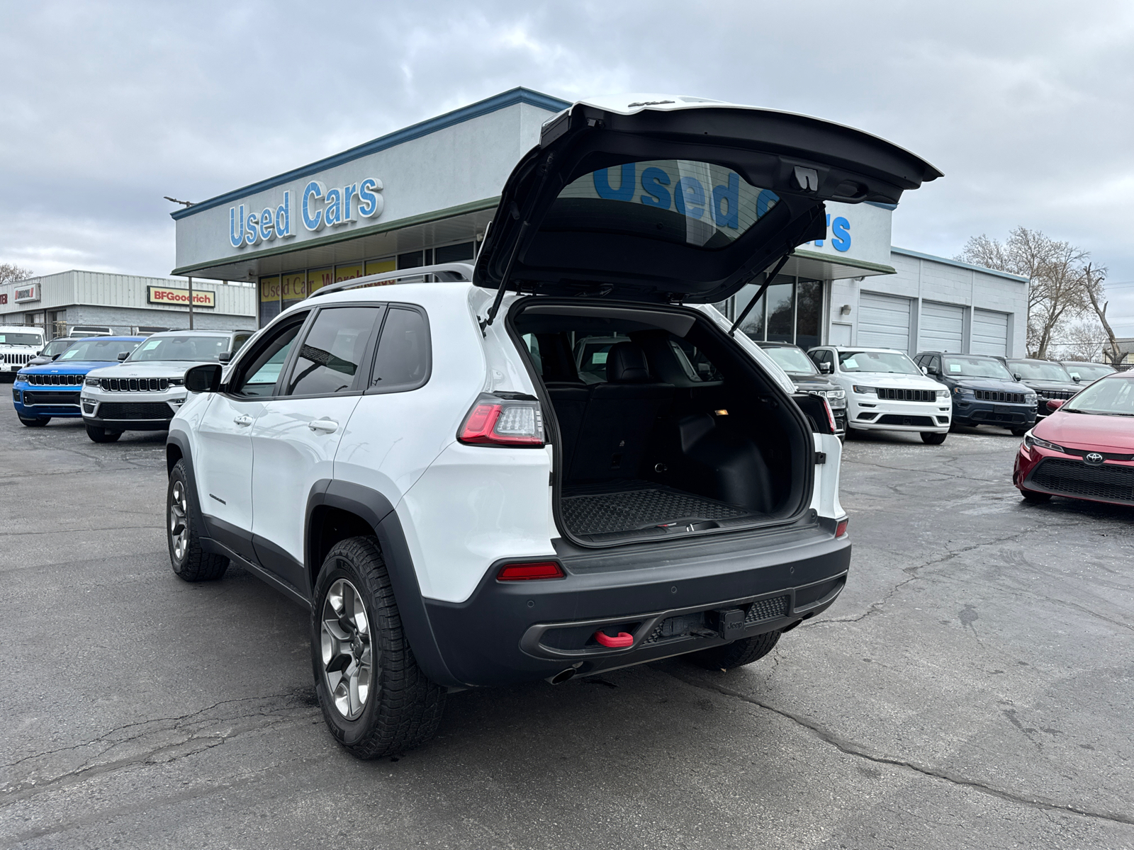 2019 JEEP CHEROKEE Trailhawk 17