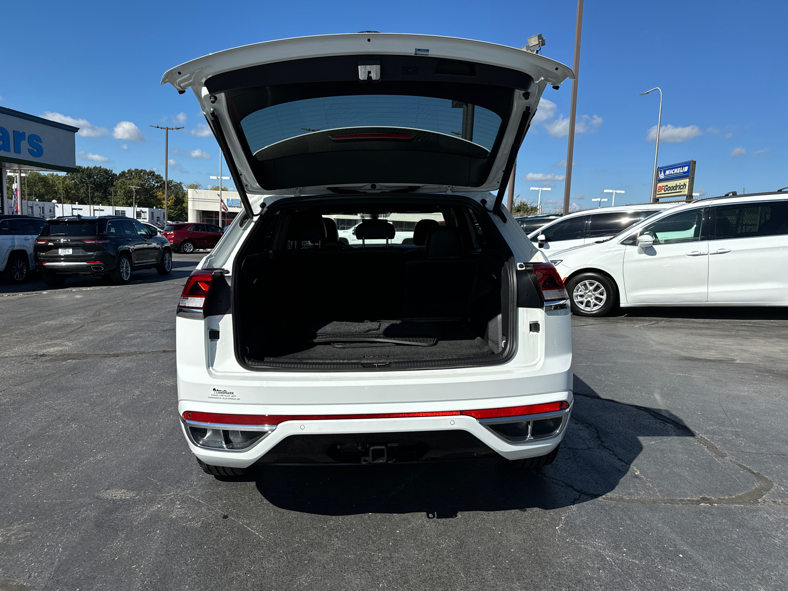 2021 VOLKSWAGEN ATLAS CROSS SPORT 3.6L V6 SE w/Technology R-Line 18