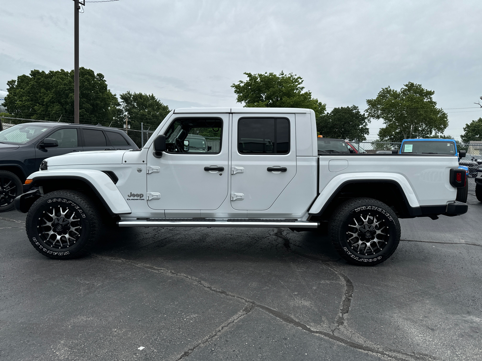 2021 JEEP GLADIATOR Overland 3