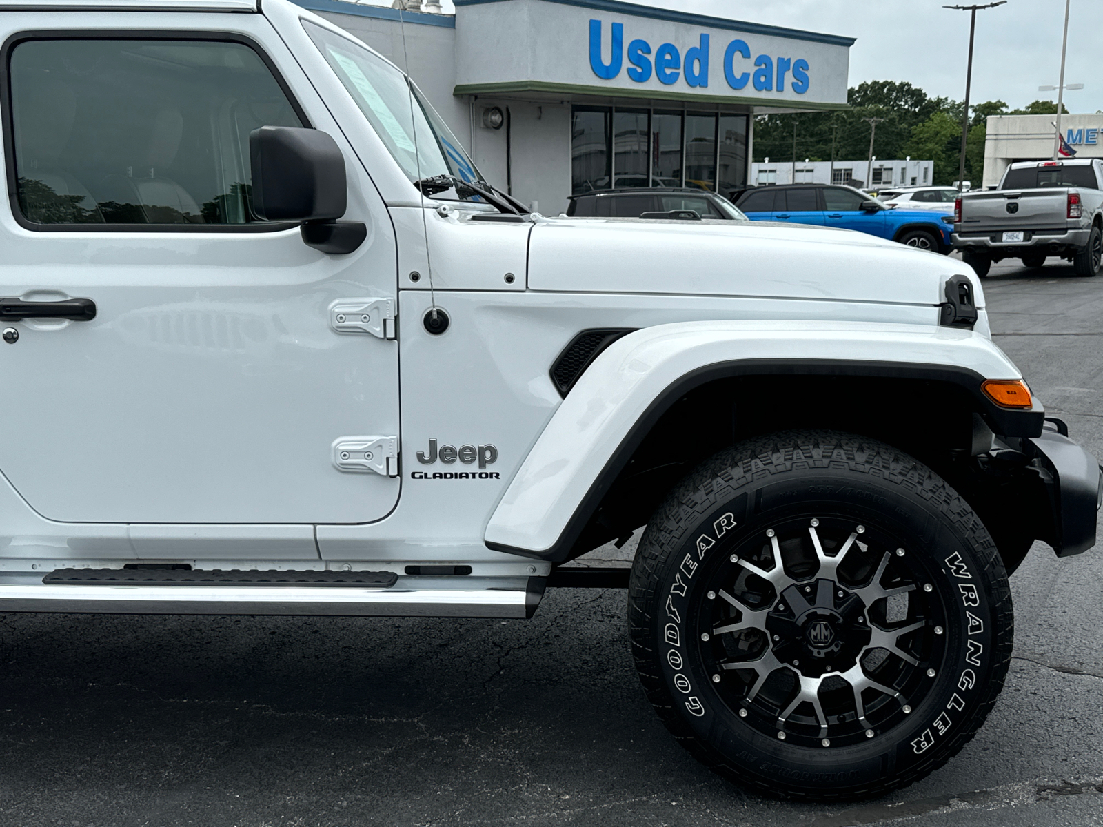 2021 JEEP GLADIATOR Overland 19