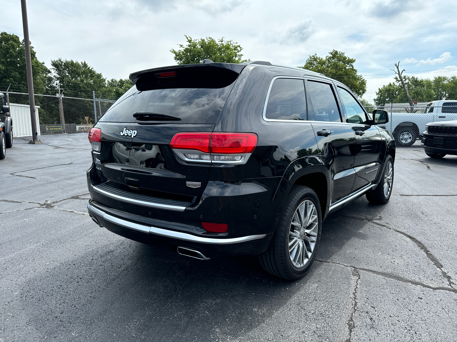 2018 JEEP GRAND CHEROKEE Summit 5