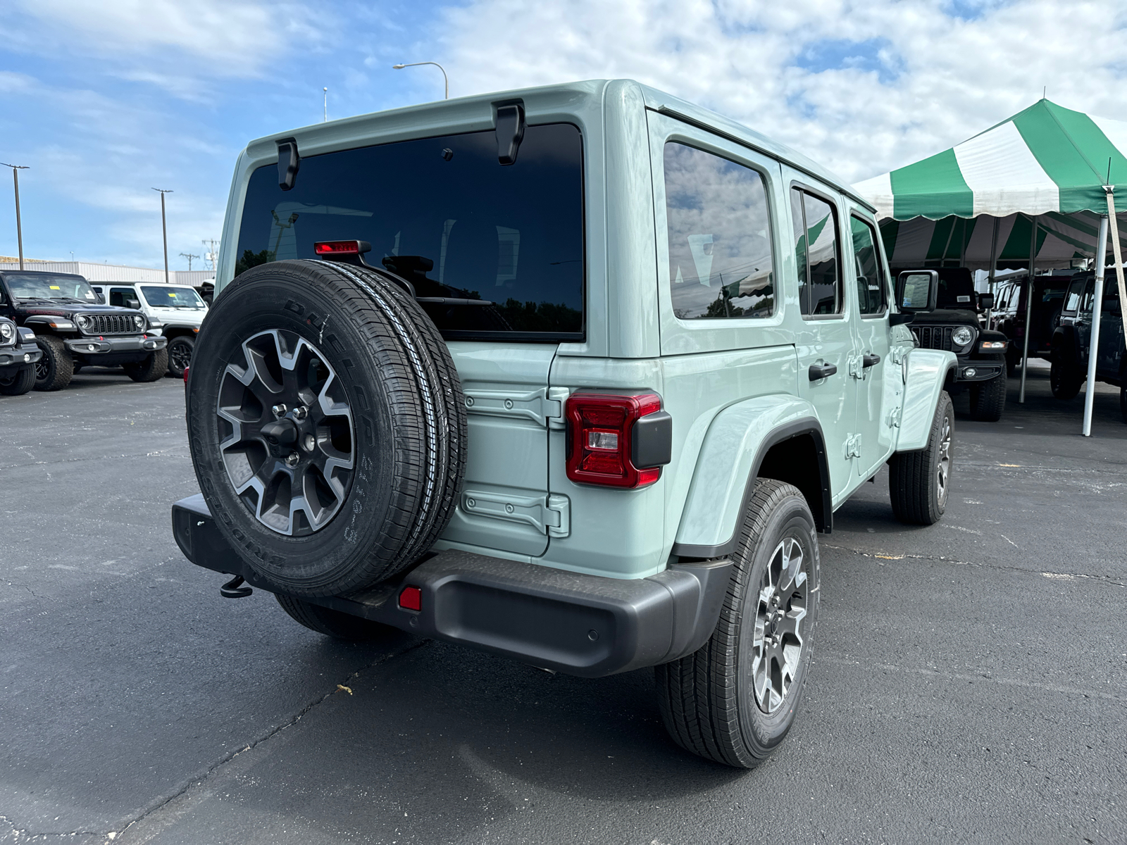 2024 JEEP WRANGLER Sahara 6