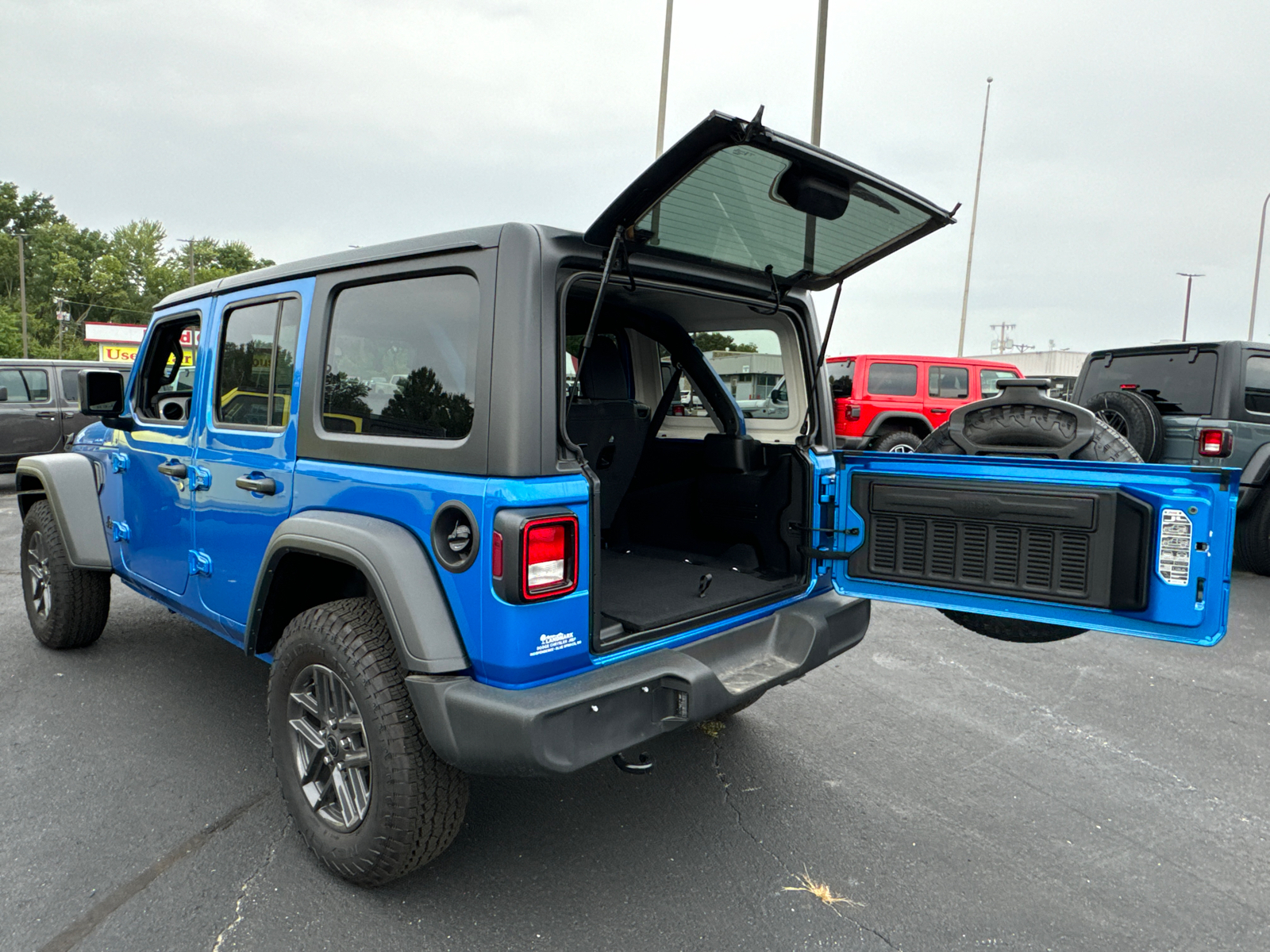 2024 JEEP WRANGLER Sport S 16