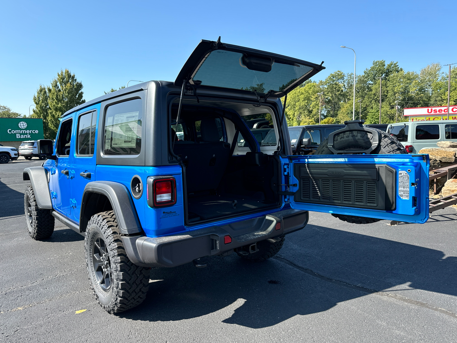 2024 JEEP WRANGLER Willys 18