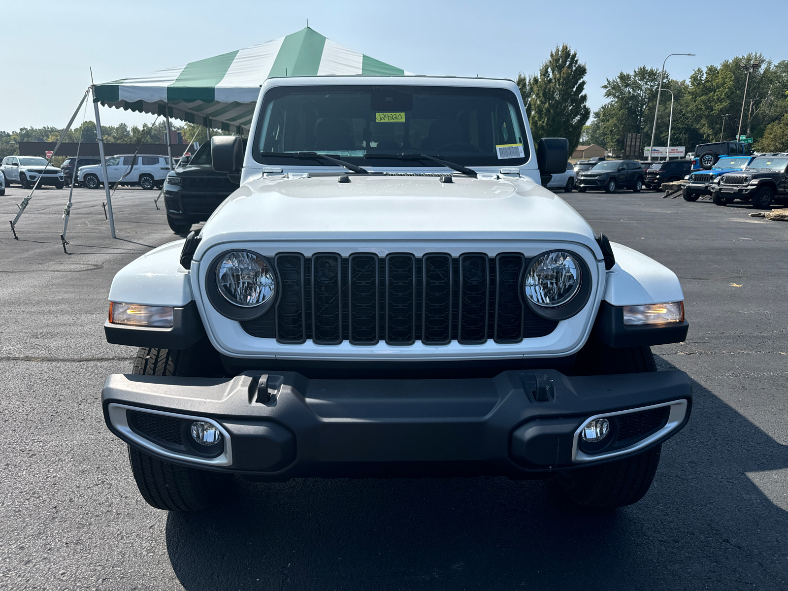 2024 JEEP GLADIATOR Sport S 2