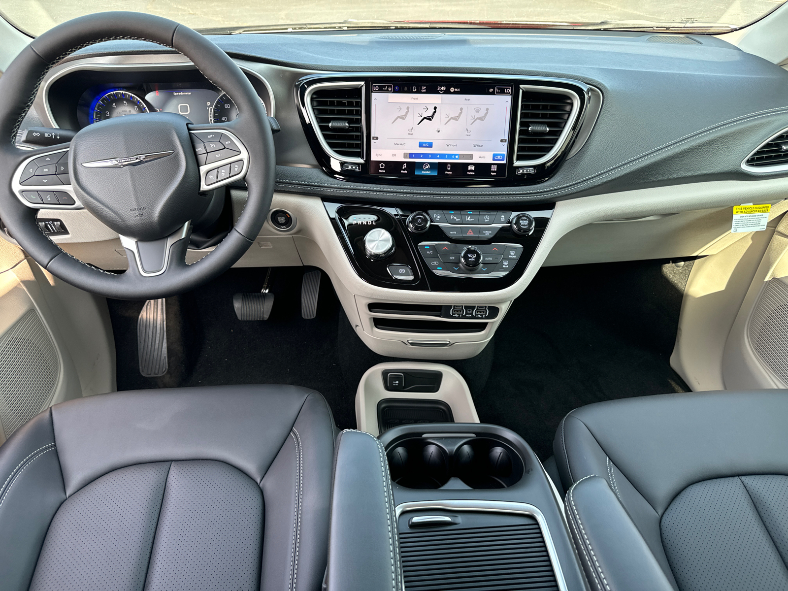 2024 CHRYSLER PACIFICA Touring L 8