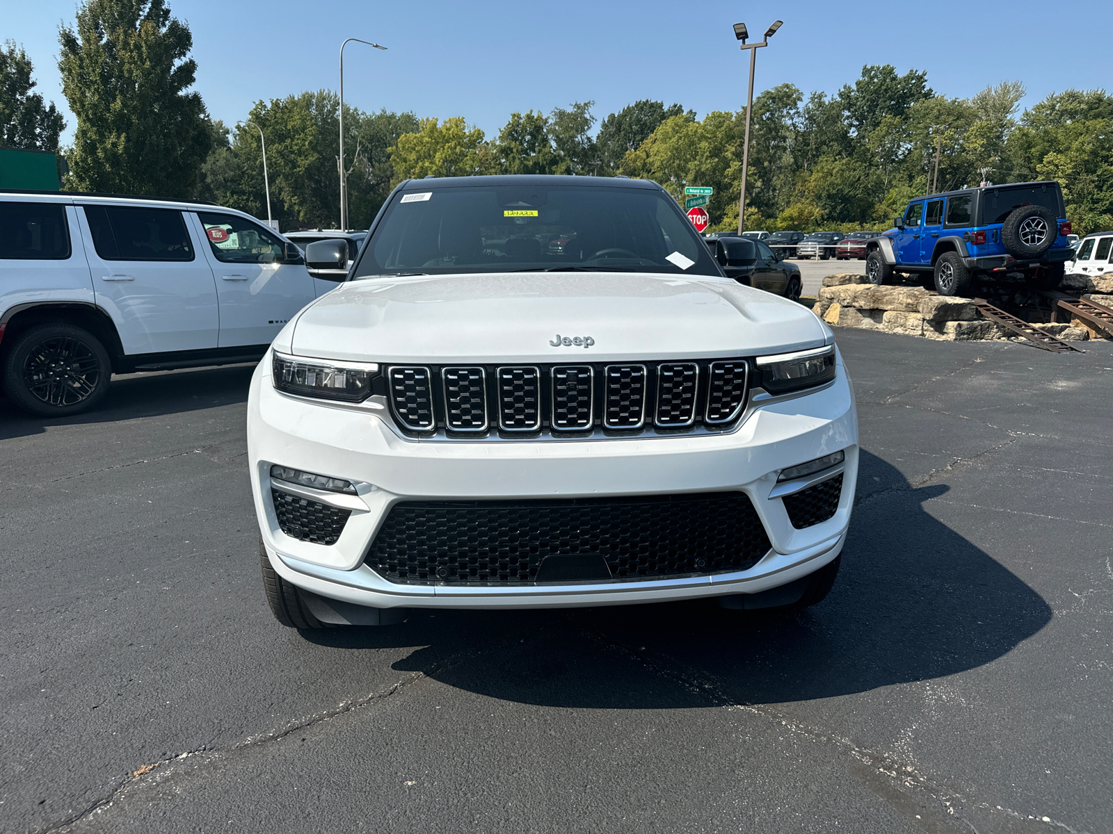 2024 JEEP GRAND CHEROKEE Summit Reserve 2