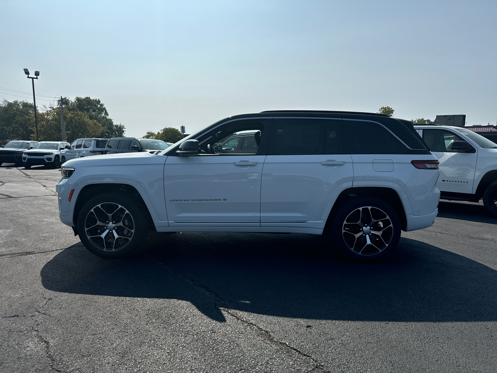 2024 JEEP GRAND CHEROKEE Summit Reserve 3