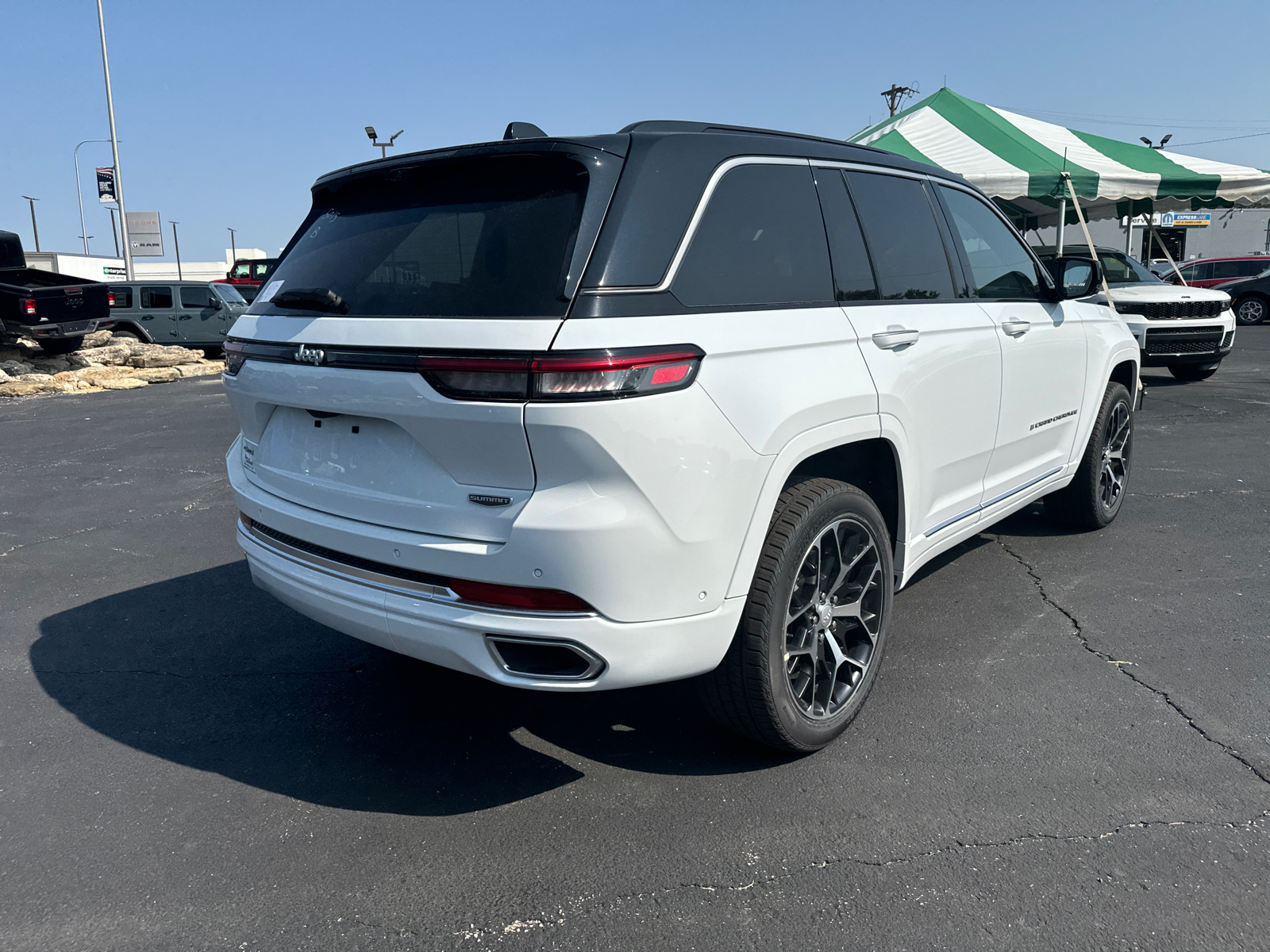 2024 JEEP GRAND CHEROKEE Summit Reserve 5