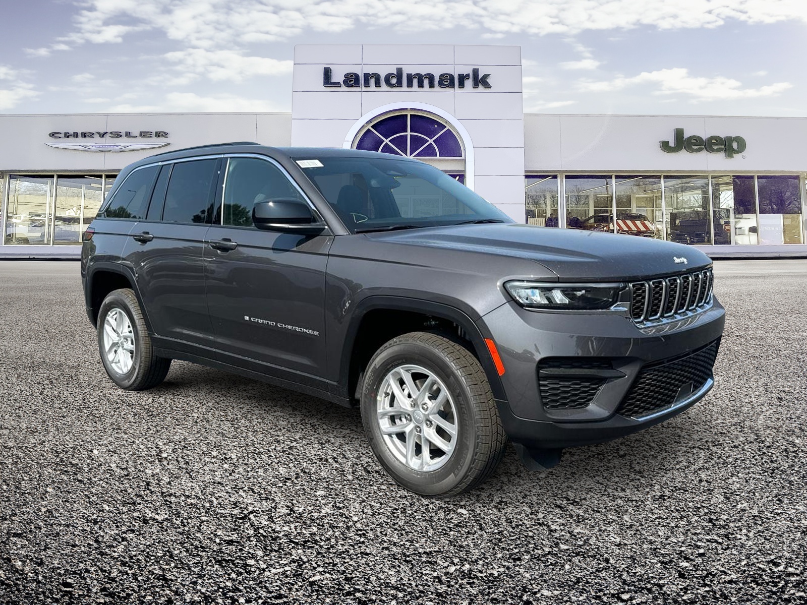 2024 JEEP GRAND CHEROKEE Laredo X 1