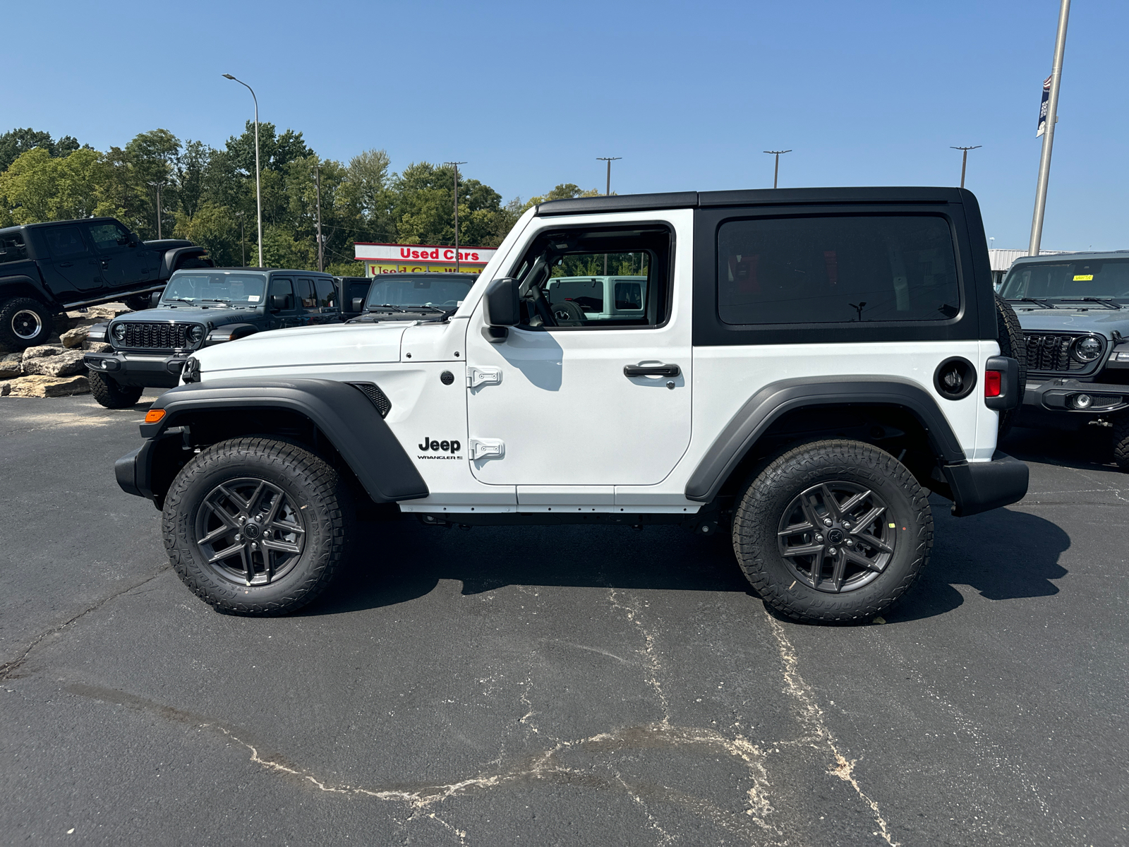 2024 JEEP WRANGLER Sport S 3