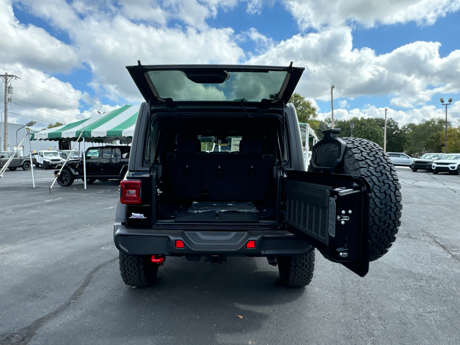 2024 JEEP WRANGLER Rubicon 19