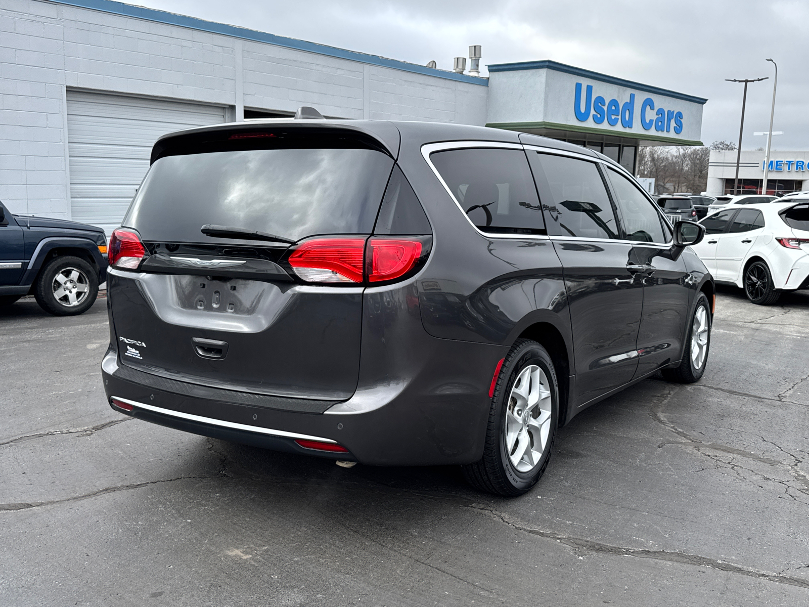 2018 CHRYSLER PACIFICA Touring Plus 5