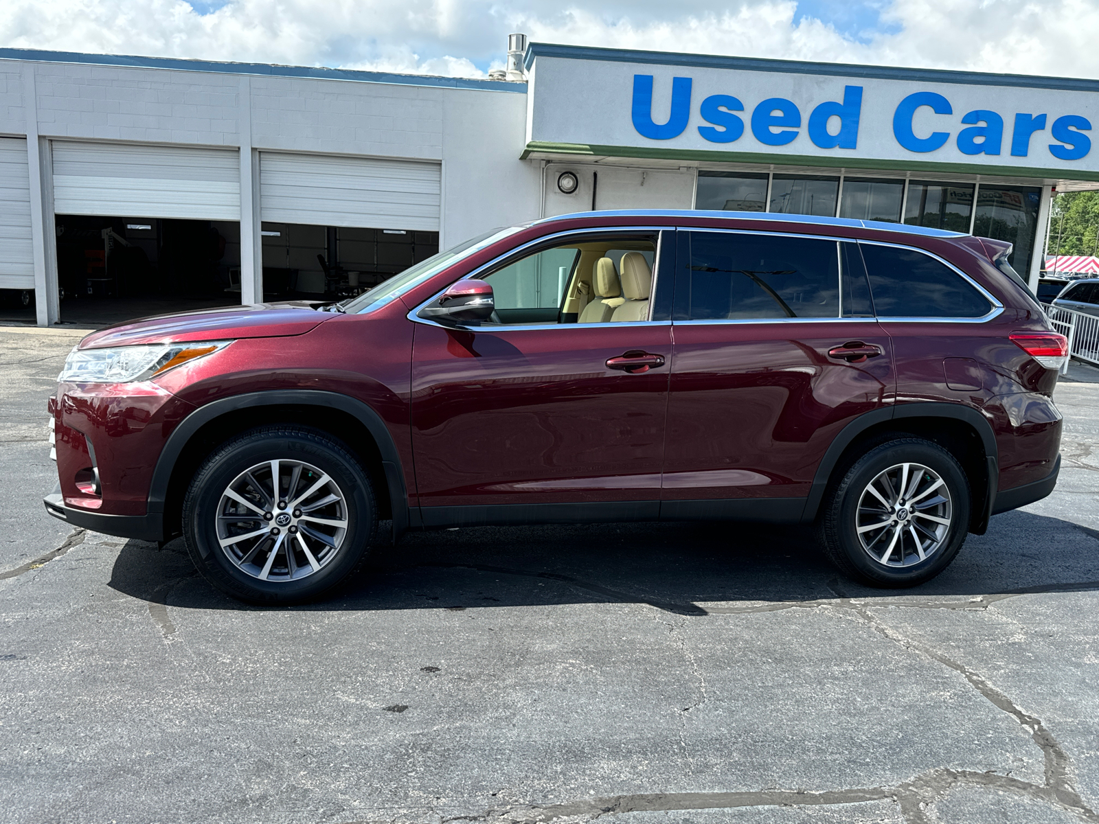 2019 TOYOTA HIGHLANDER XLE 3