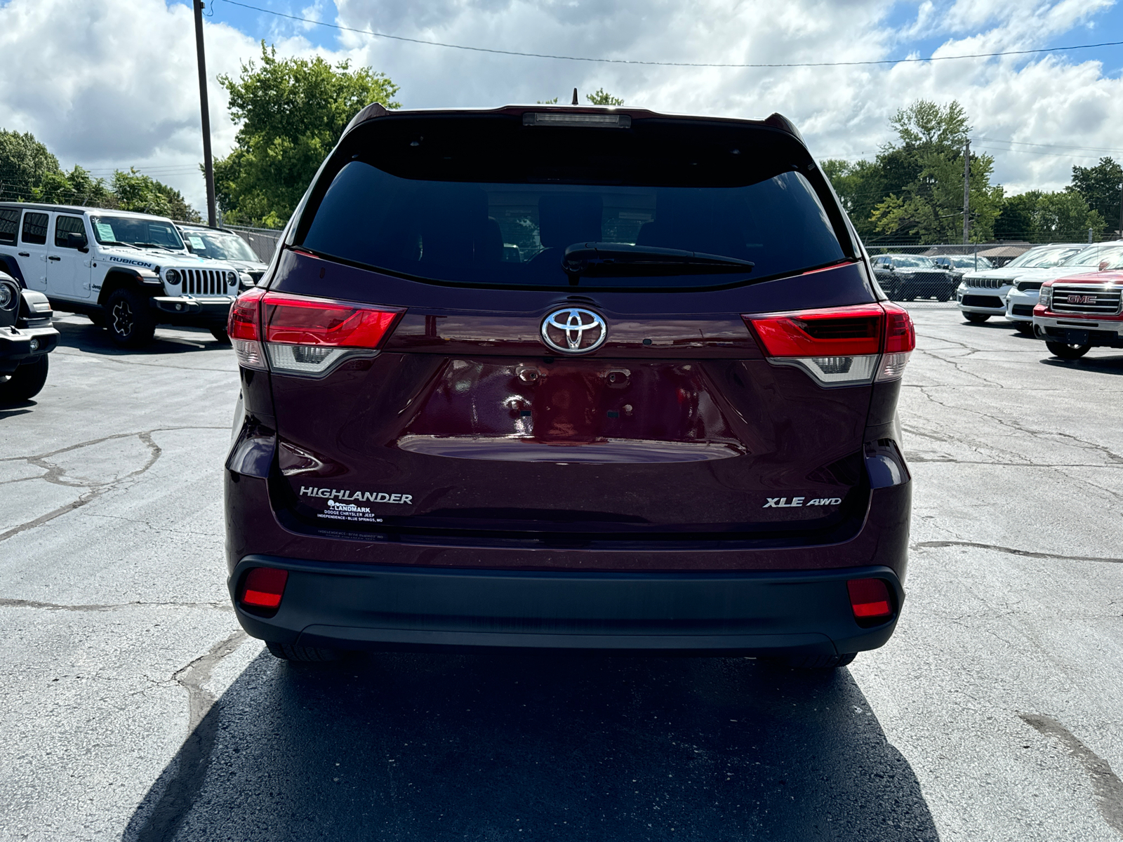 2019 TOYOTA HIGHLANDER XLE 4