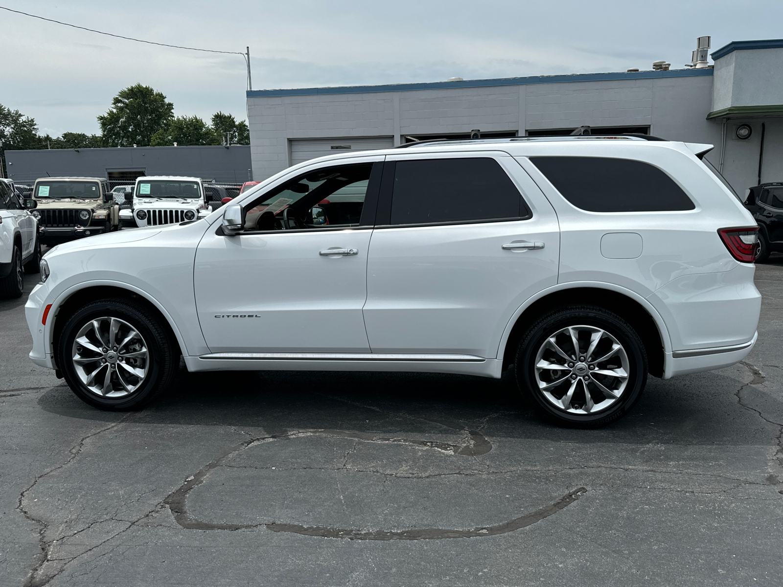 2023 DODGE DURANGO Citadel 3