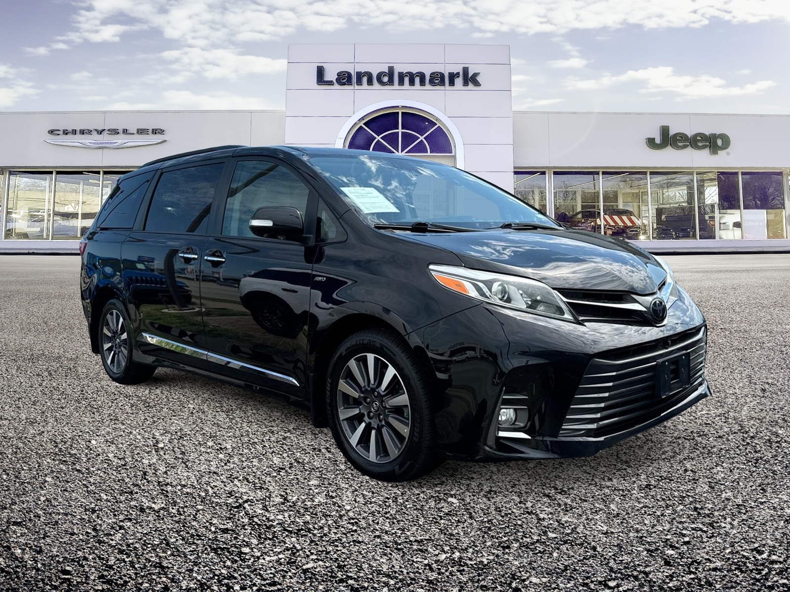 2020 TOYOTA SIENNA Limited Premium 1