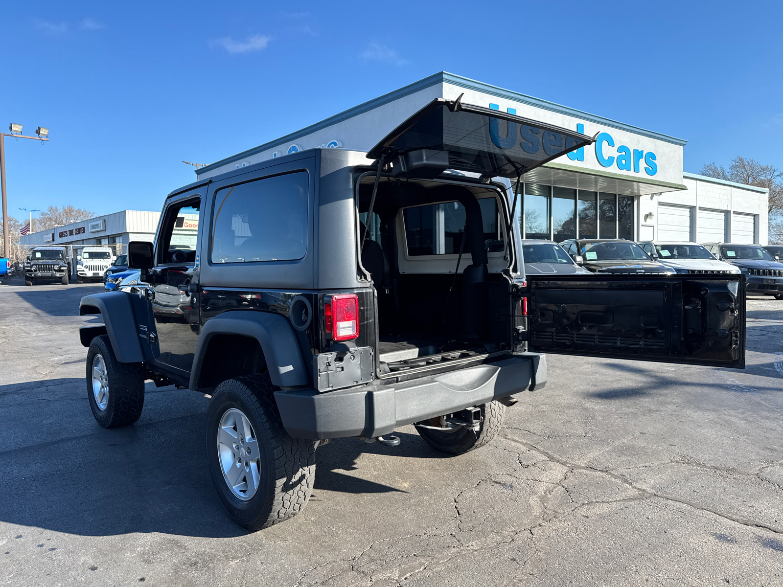 2017 JEEP WRANGLER Sport 13